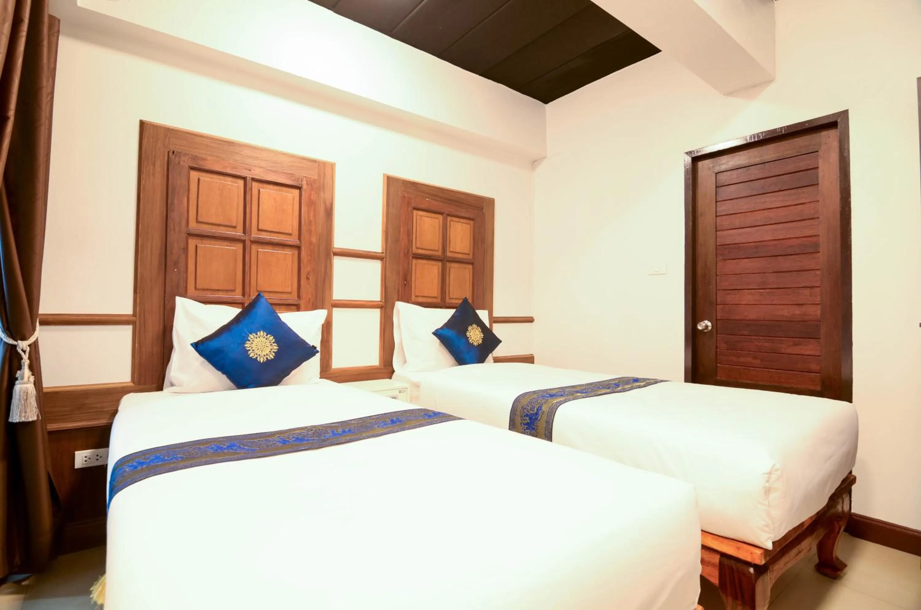 Photo of the whole room, Bed in Nature Boutique Hotel @ Chiangmai