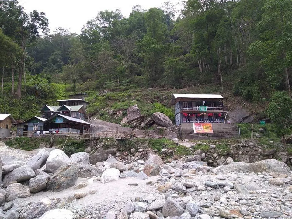 Vamoosetrail Reshi River Cottage