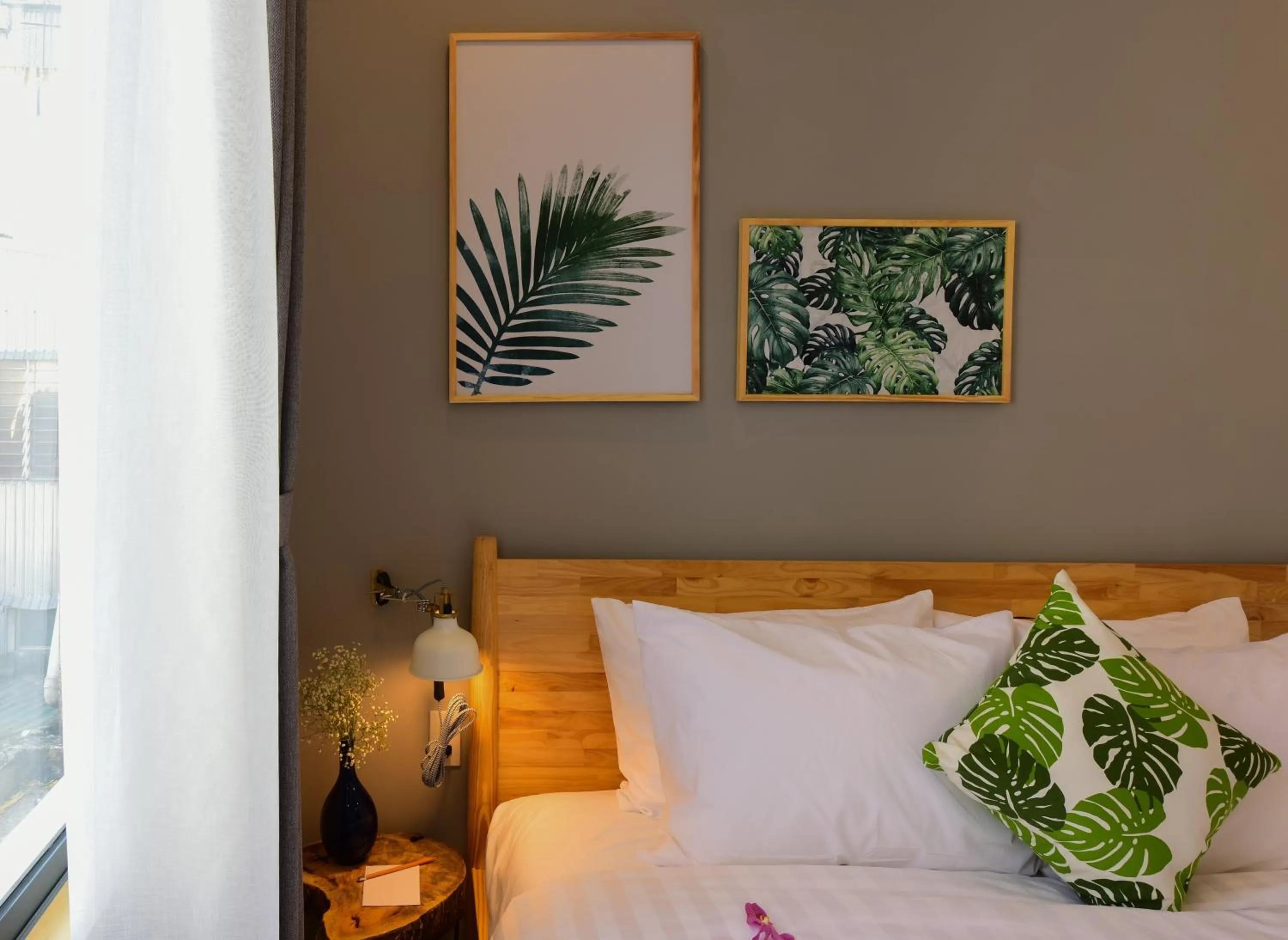 Bedroom, Bed in La Paix Hue