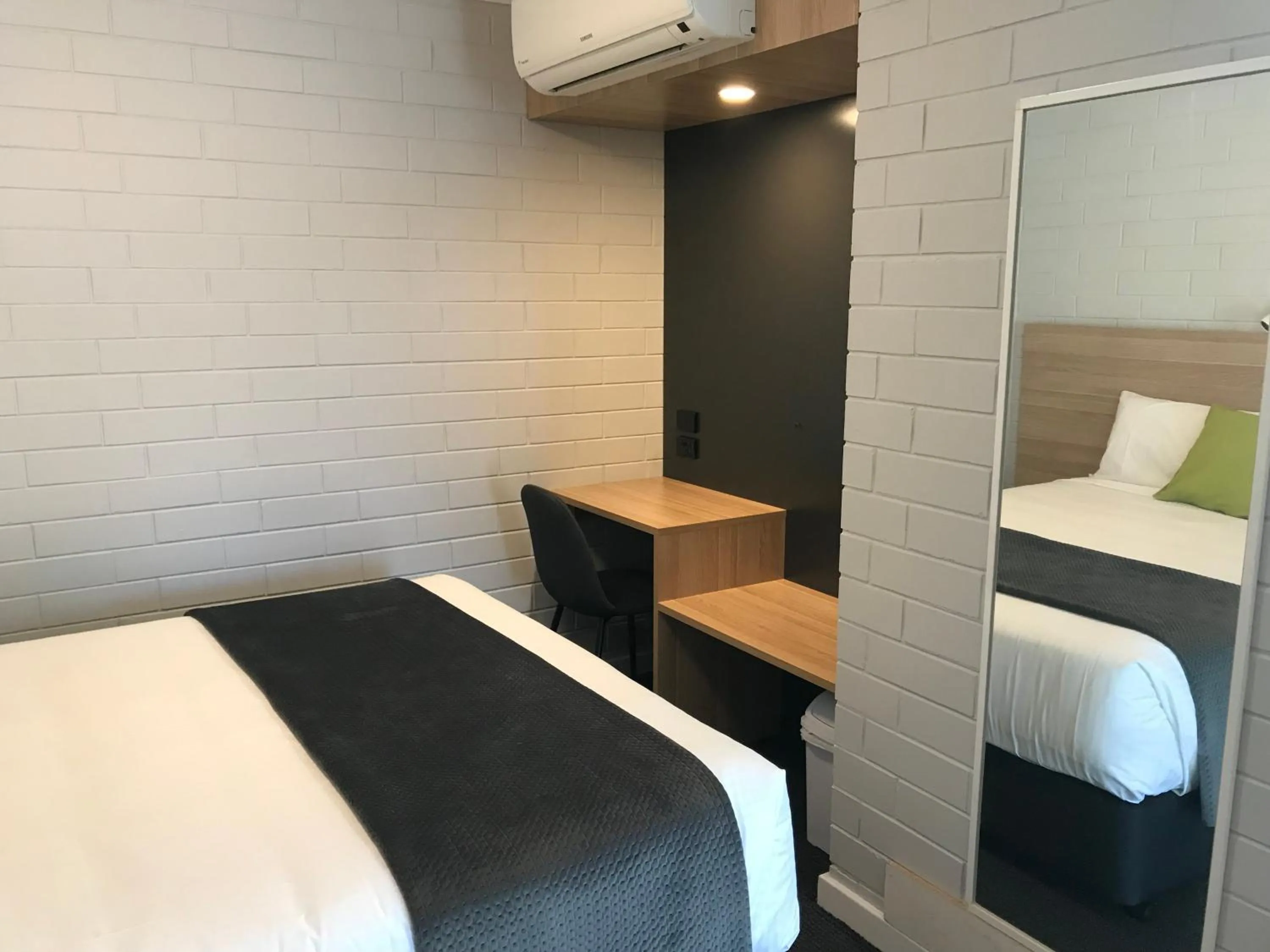 Other, Bed in Frewville Motor Inn