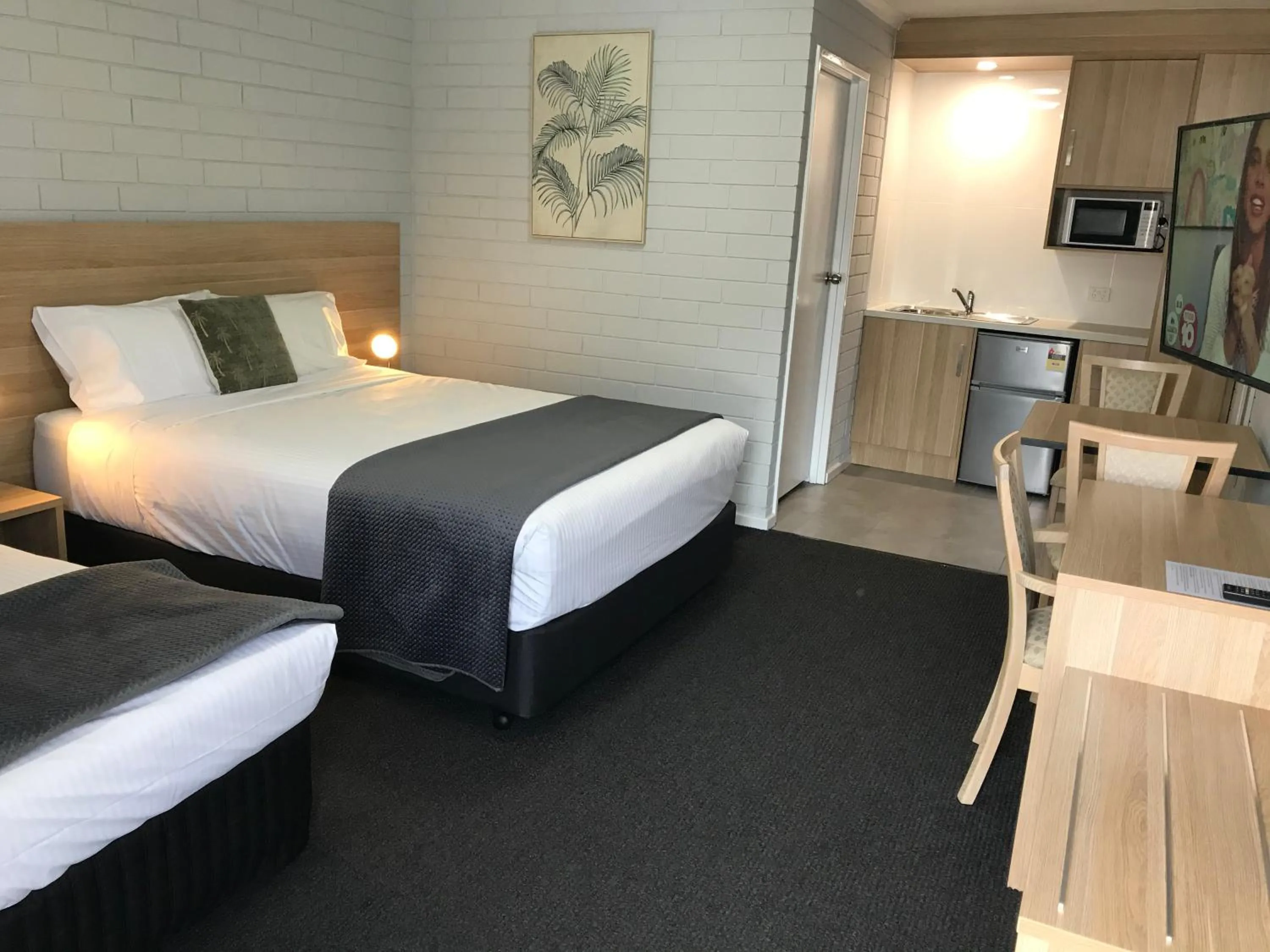 Bed in Frewville Motor Inn