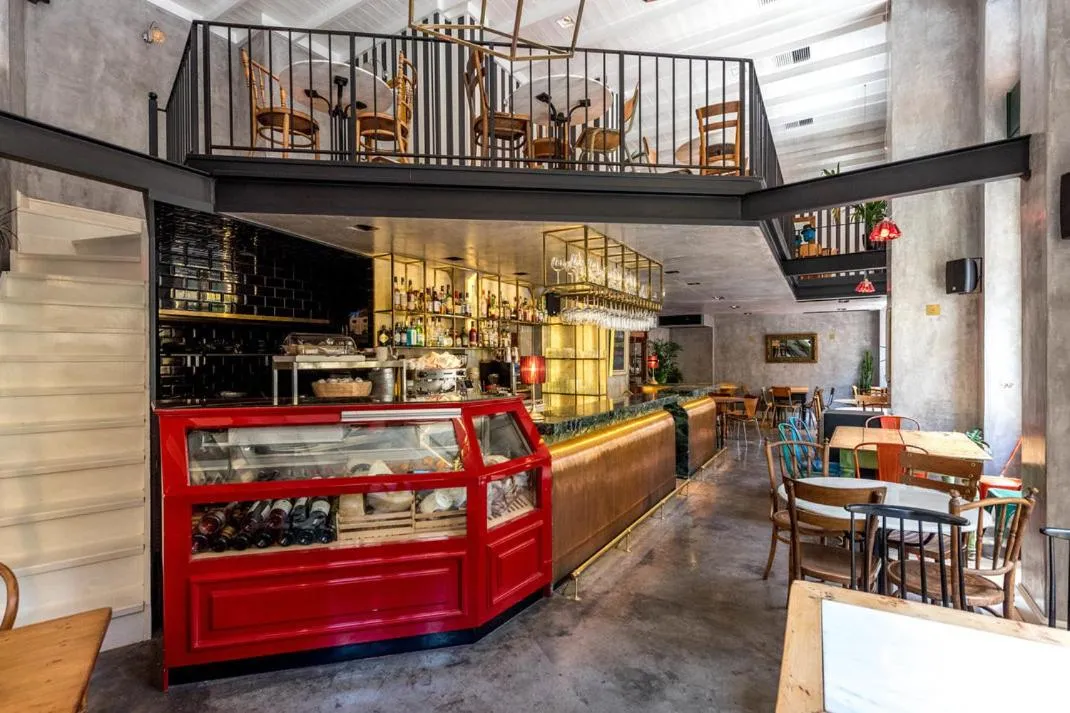 Restaurant/places to eat in City Circus Athens