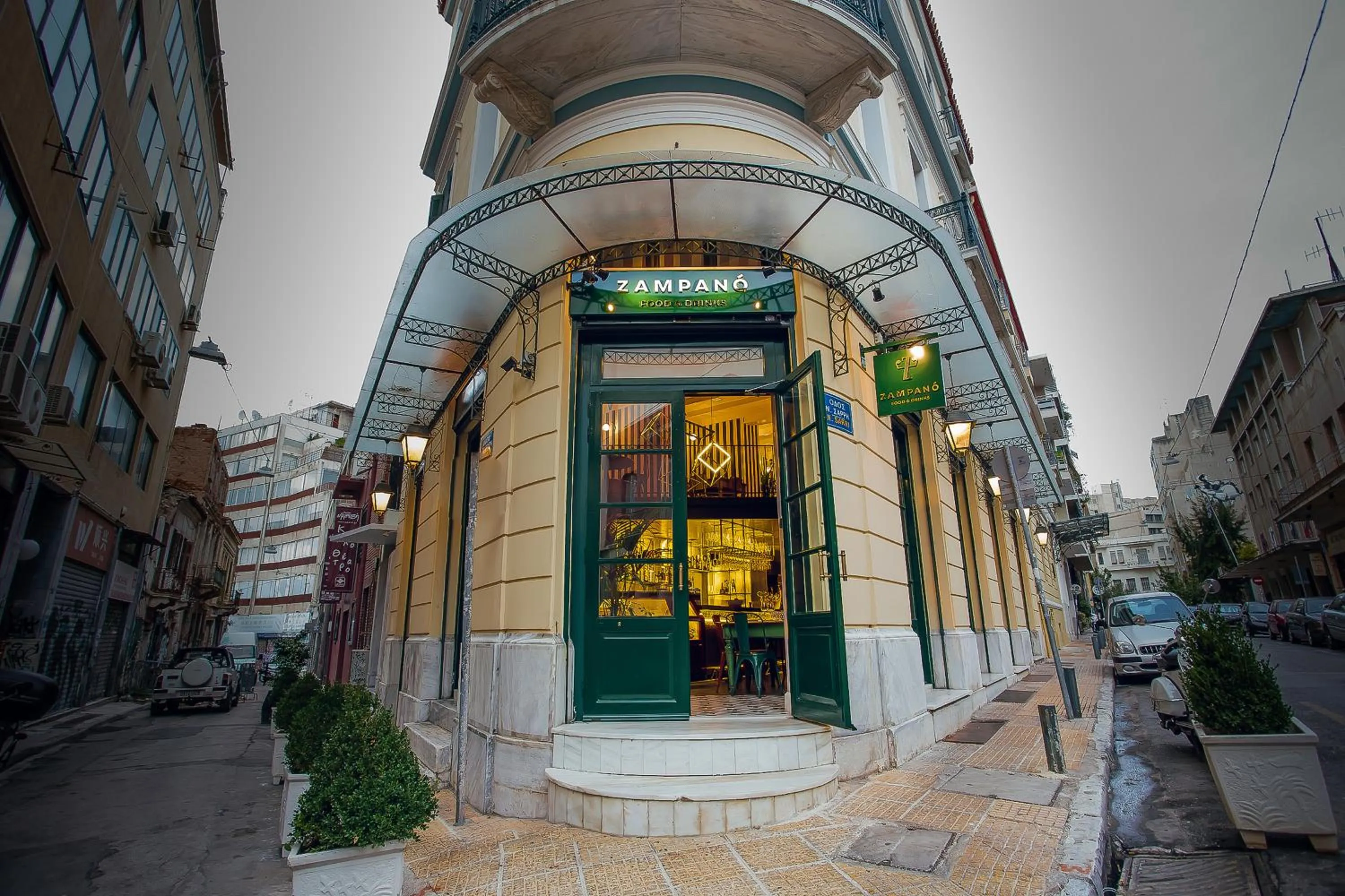 Restaurant/places to eat in City Circus Athens