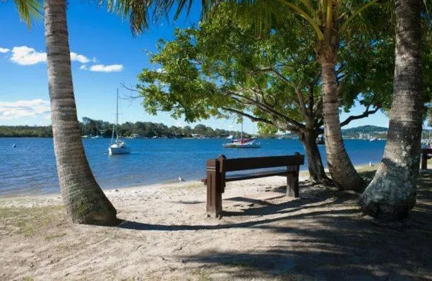 Day in Terrapin Apartments