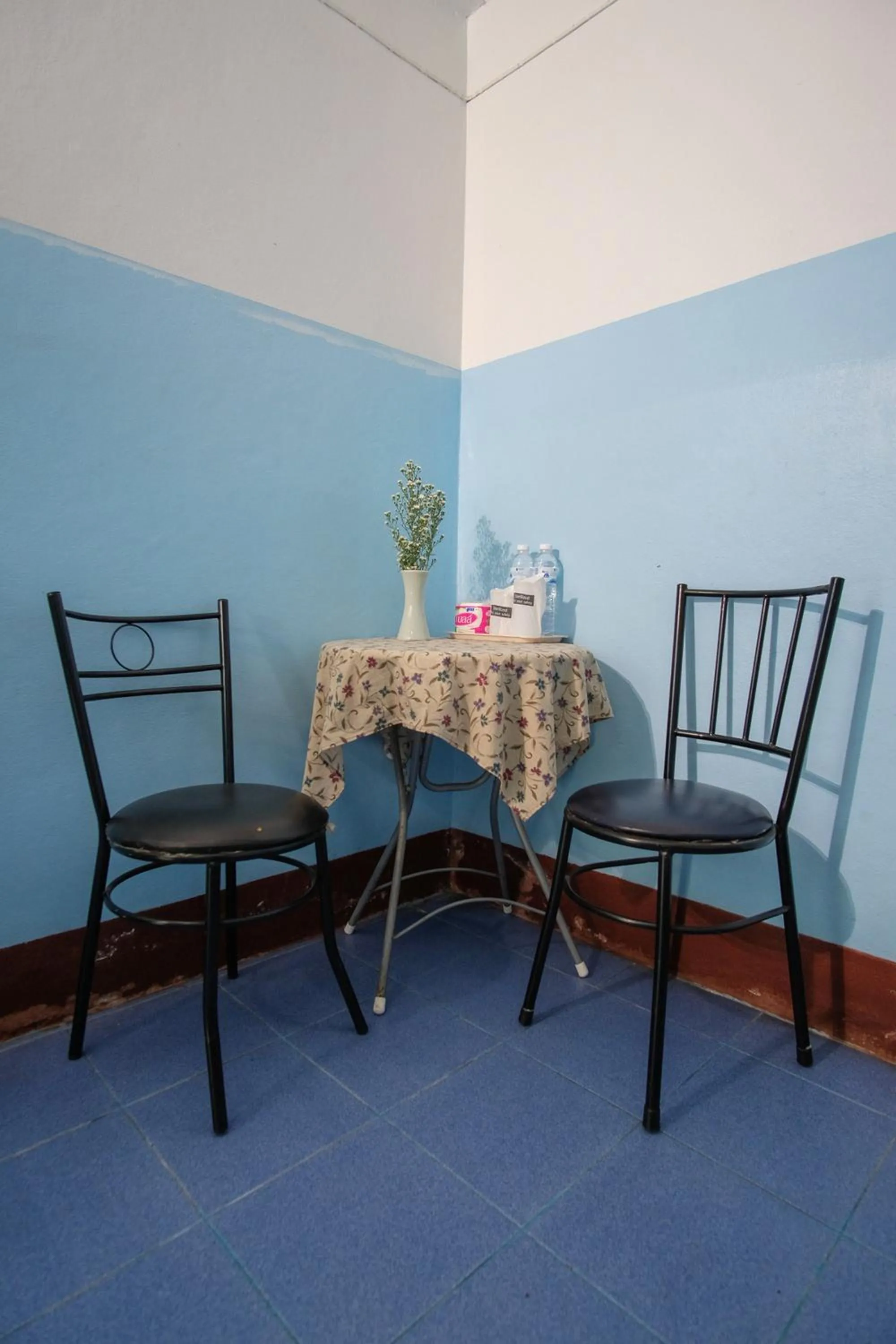 Seating area in Blue House Pai