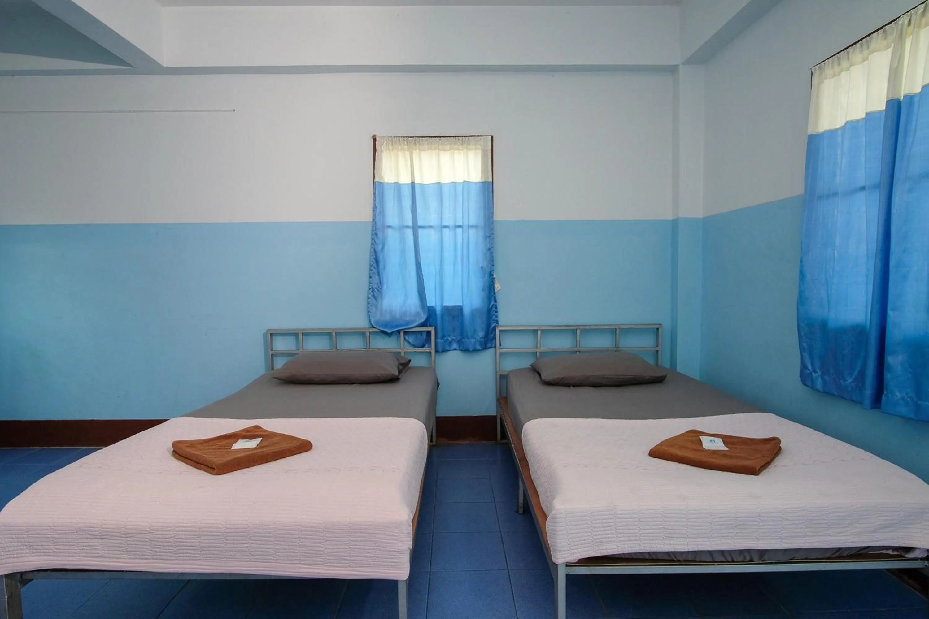 Bed in Blue House Pai