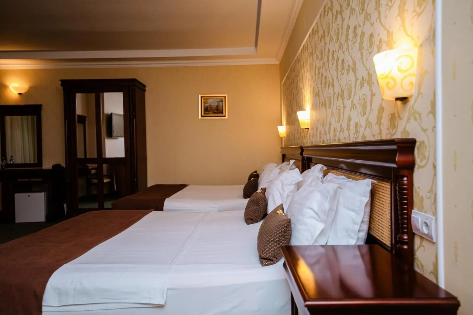 Photo of the whole room, Bed in Hotel Fantanita Haiducului