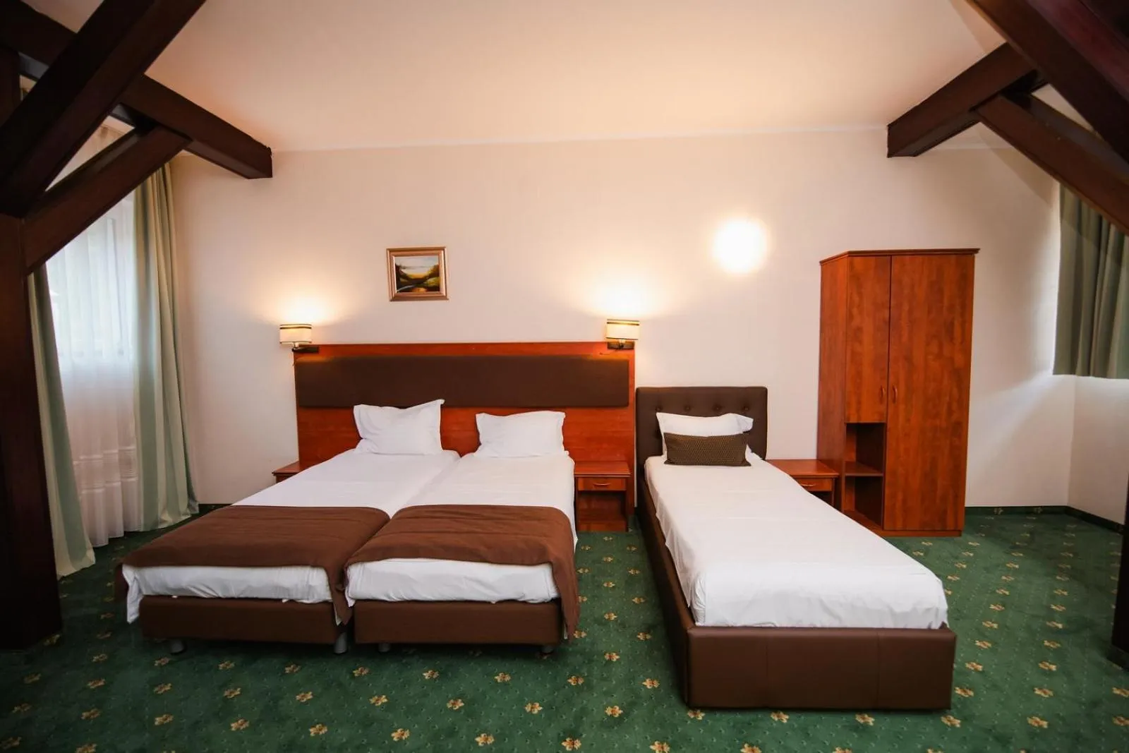 Photo of the whole room, Bed in Hotel Fantanita Haiducului