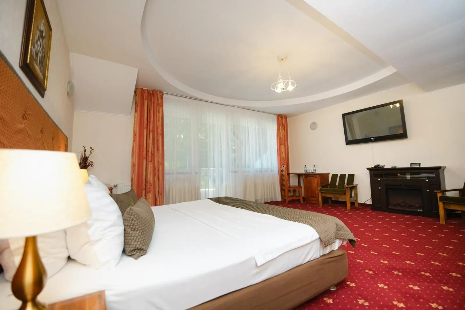 Photo of the whole room, Bed in Hotel Fantanita Haiducului