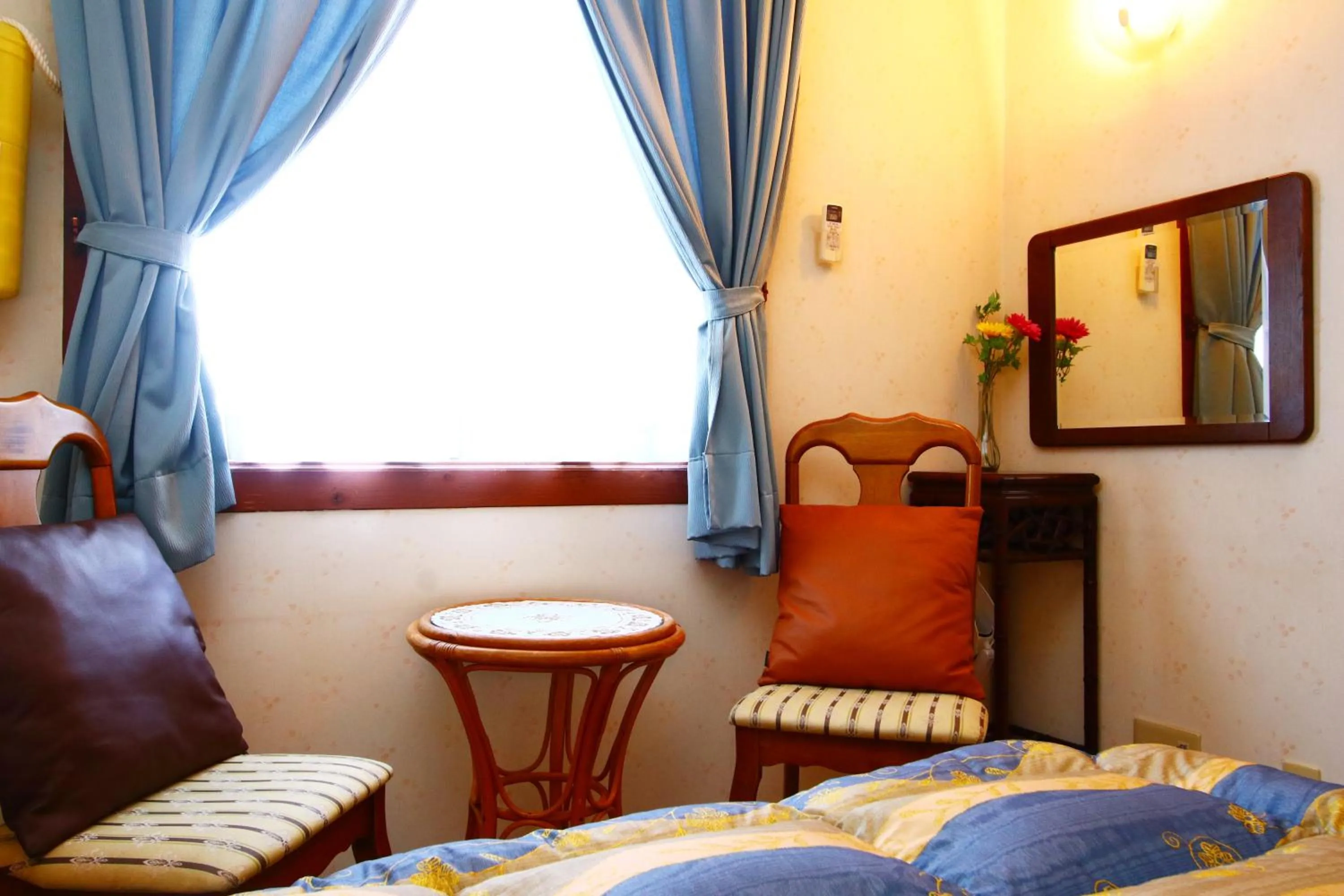 Photo of the whole room, Bed in IZUNA INN & SPA - the veggie delights