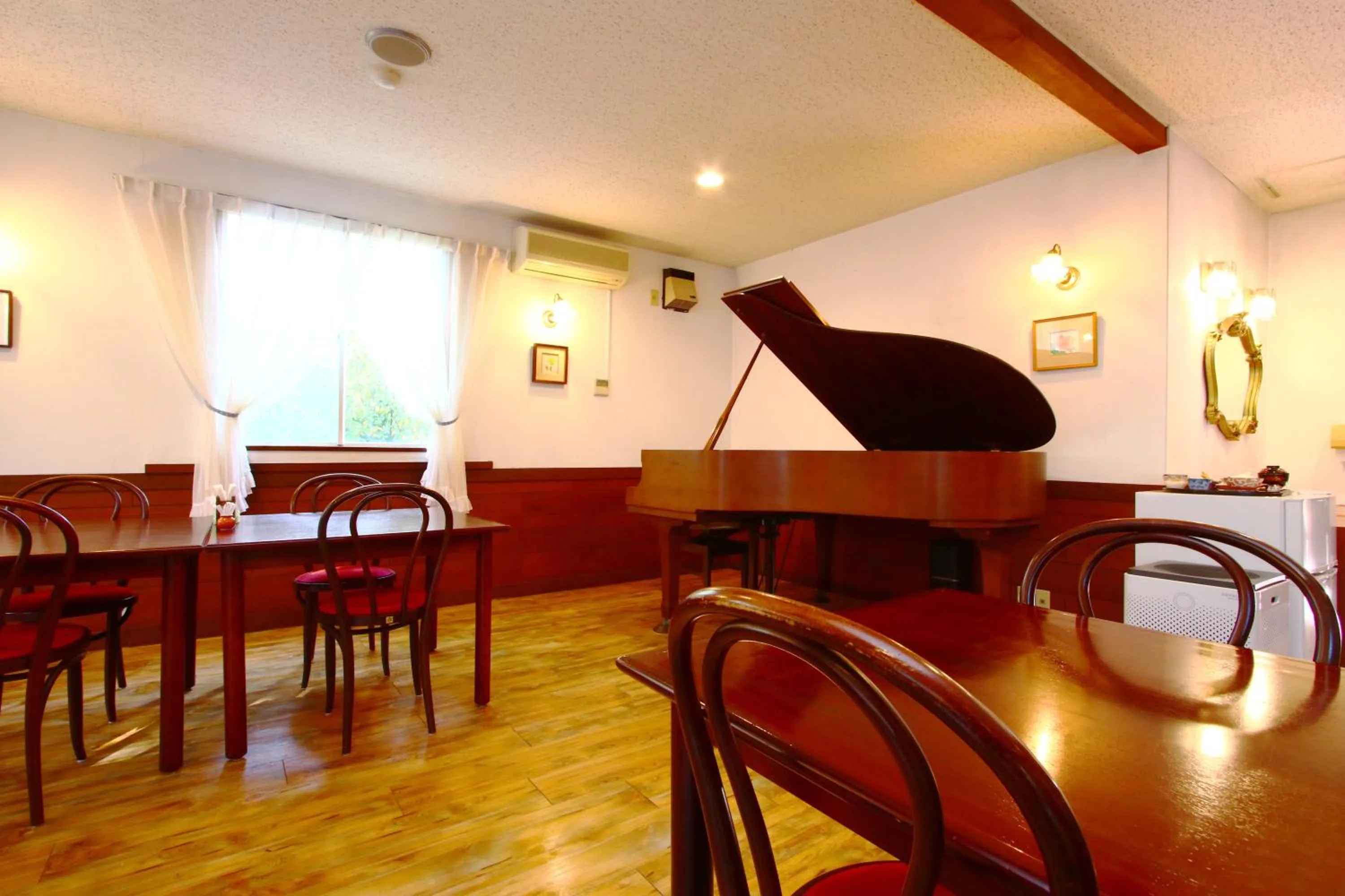 Restaurant/places to eat in IZUNA INN & SPA - the veggie delights