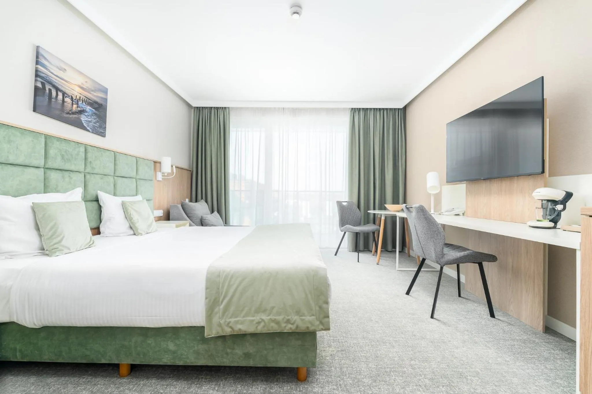 Photo of the whole room, Bed in AQUA RESORT by Bel Mare