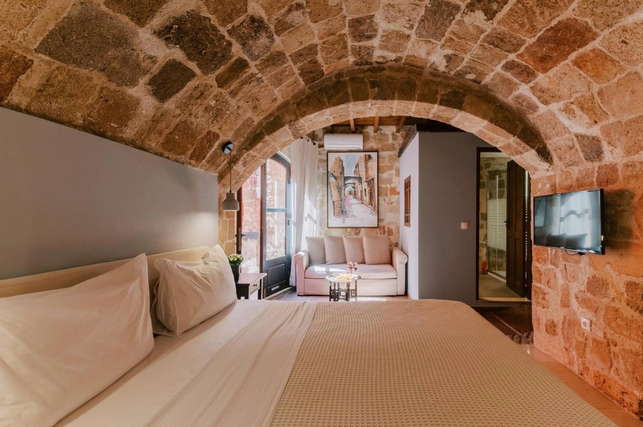 Bed in Zacosta Villa Hotel