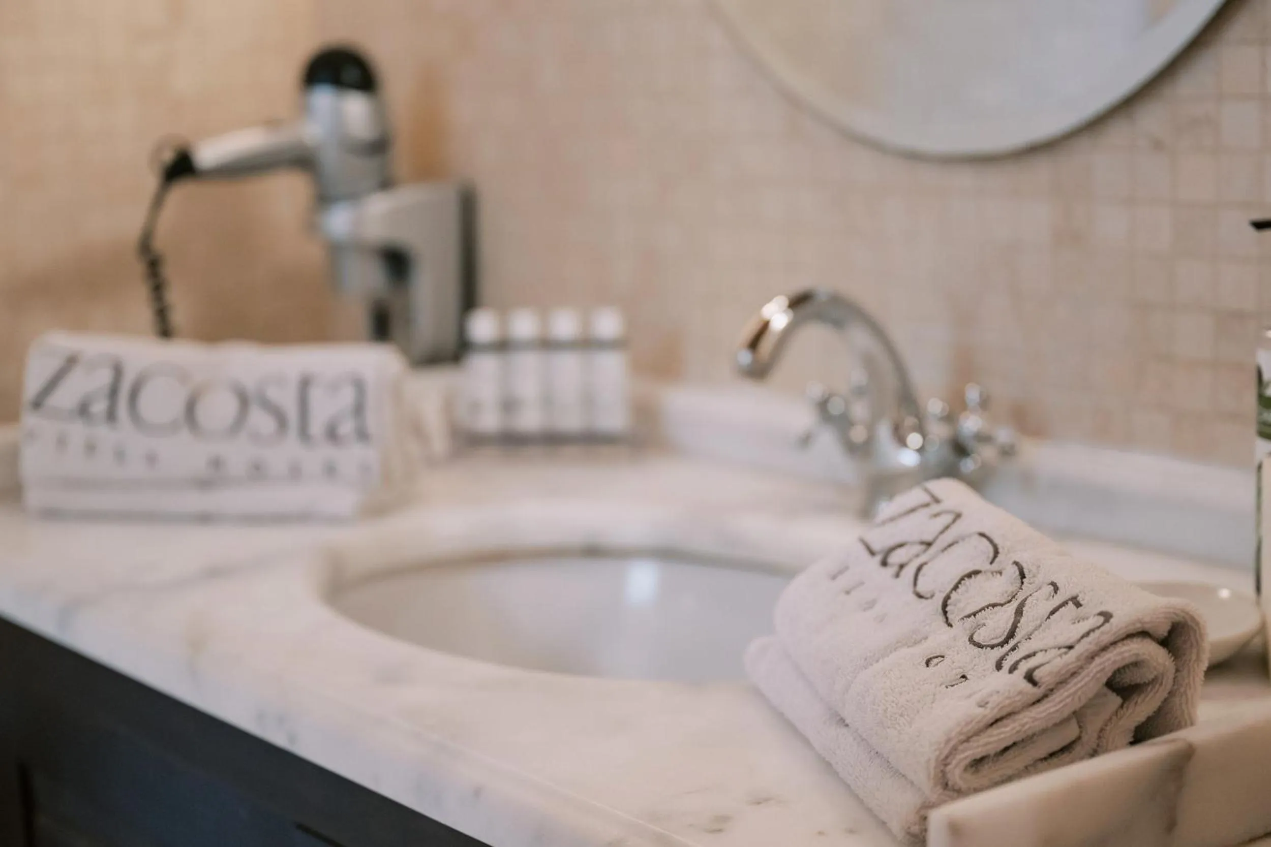 Bathroom in Zacosta Villa Hotel