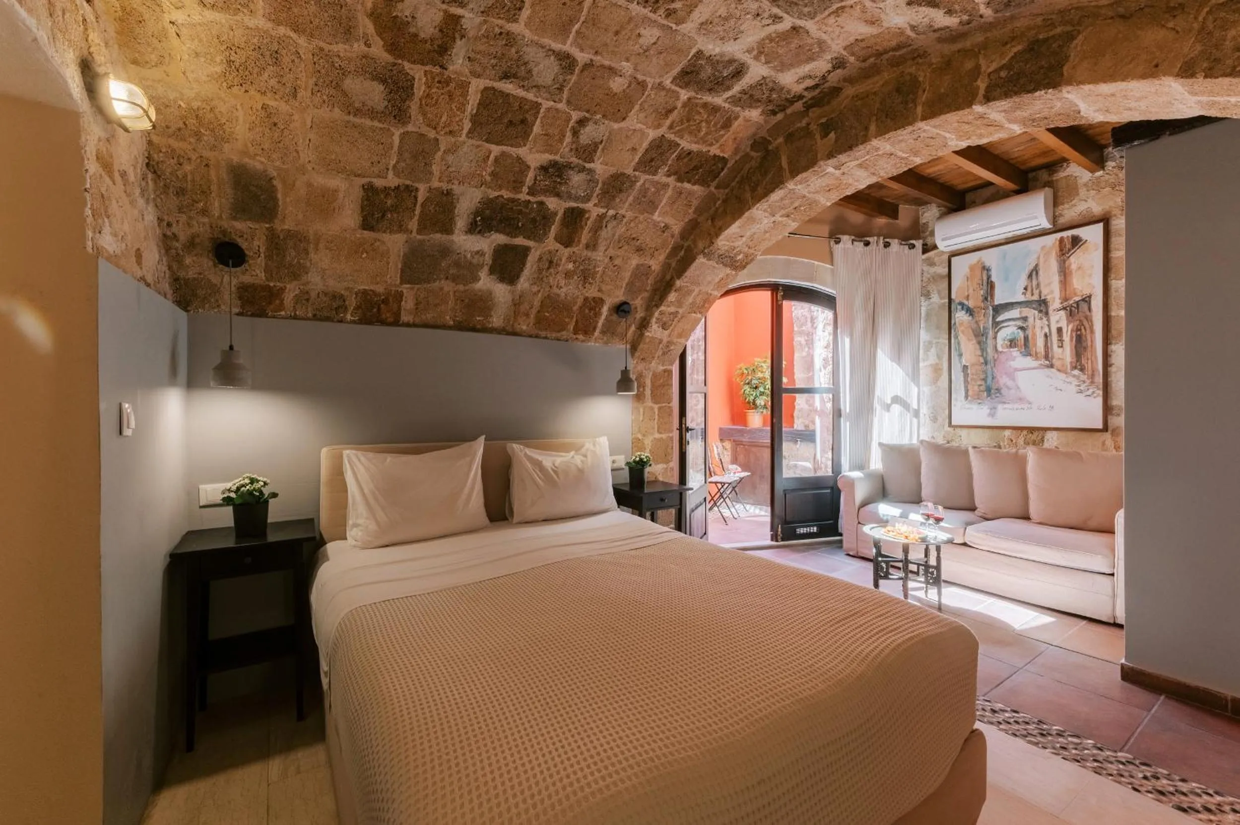 Bed in Zacosta Villa Hotel