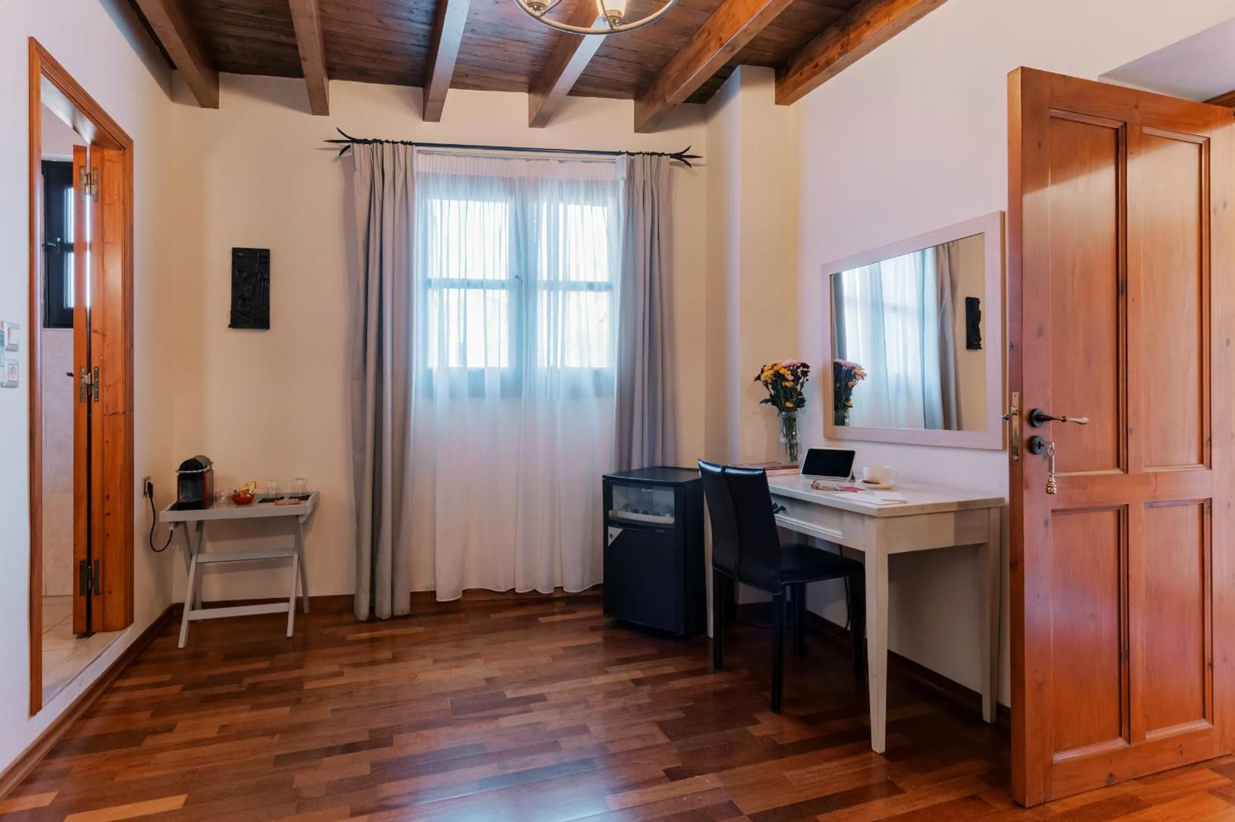 Coffee/tea facilities in Zacosta Villa Hotel