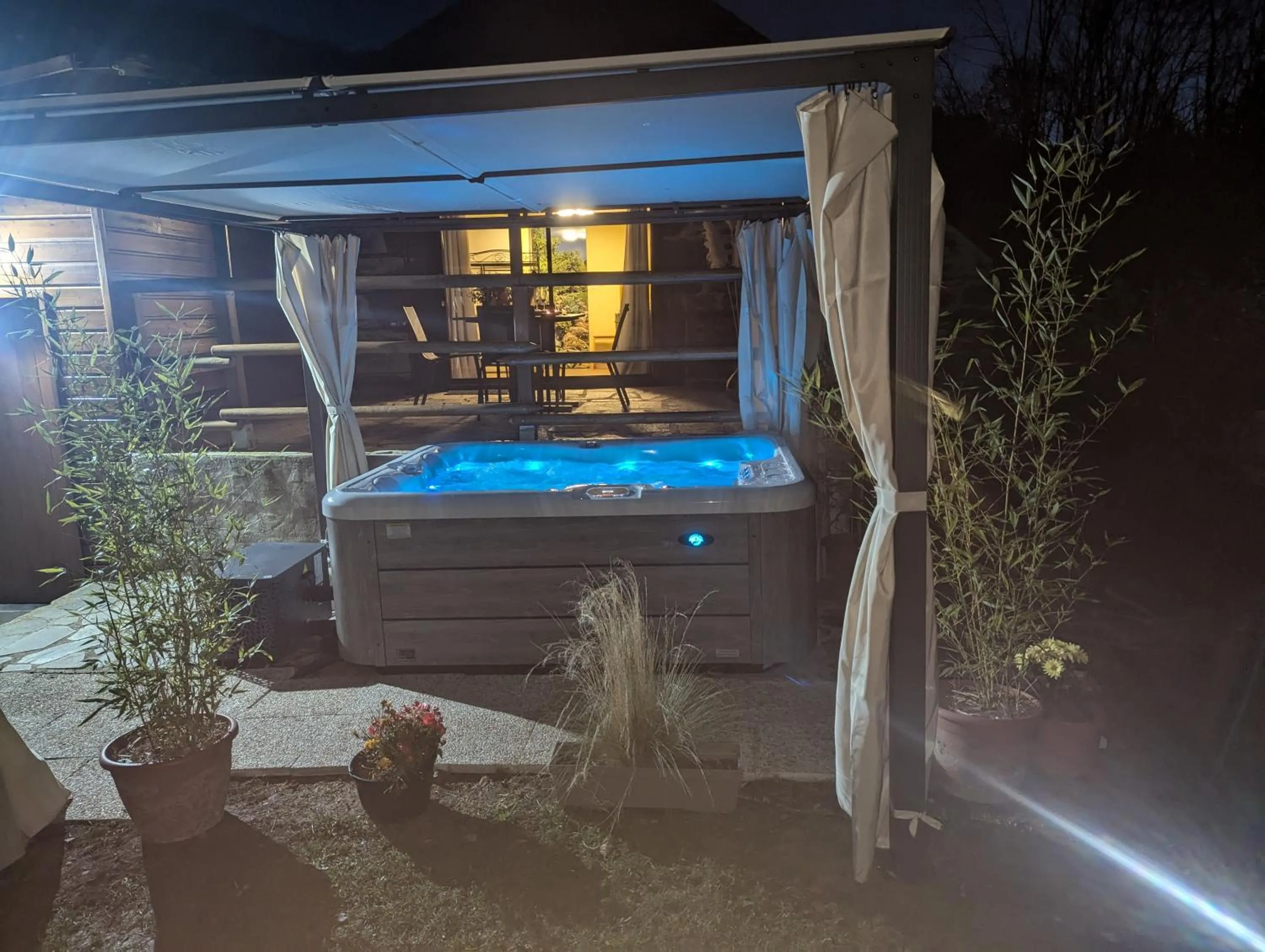 Patio in Chambres d'hôtes Le Lepadou-Bas