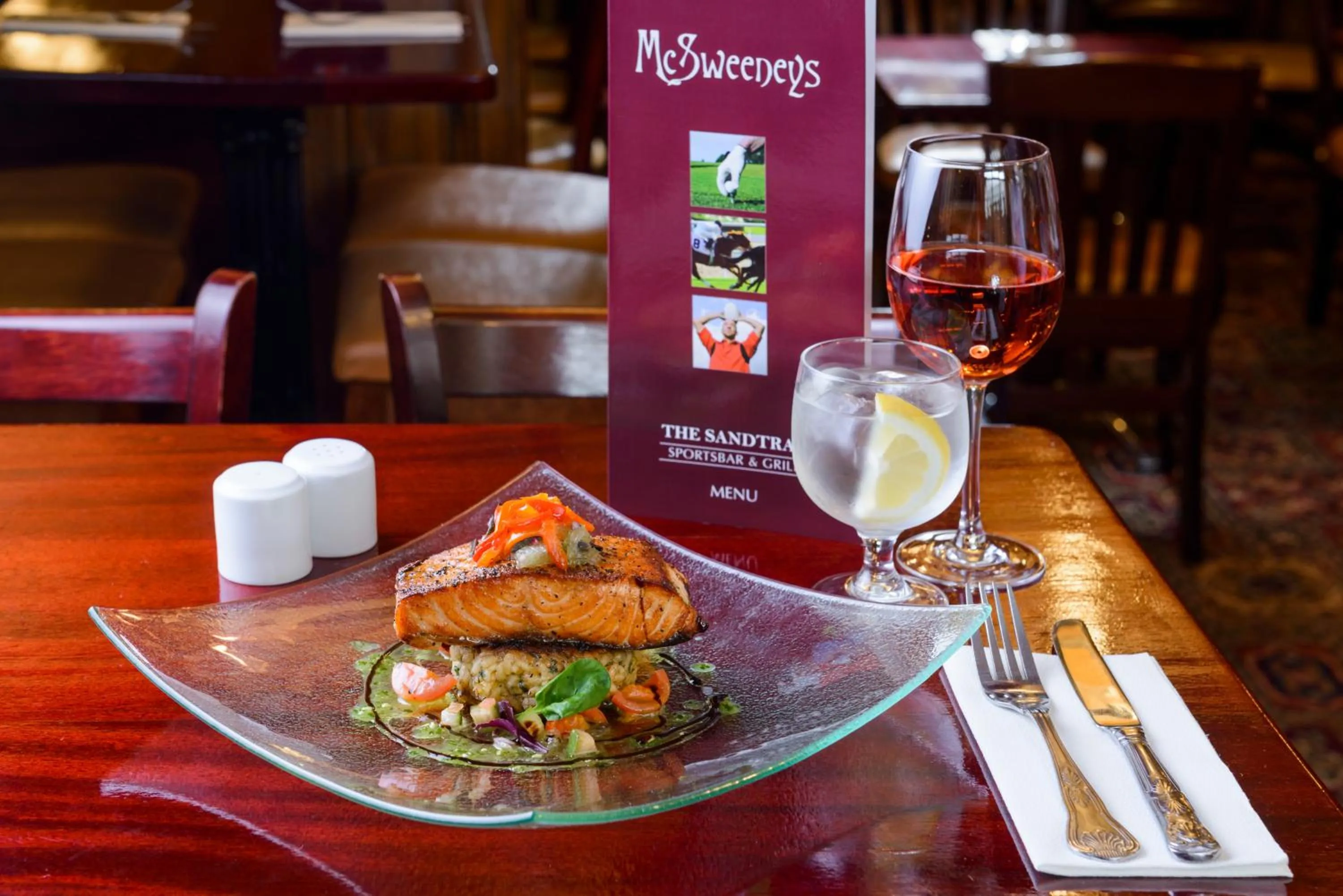 Food and drinks in McSweeney Arms Hotel