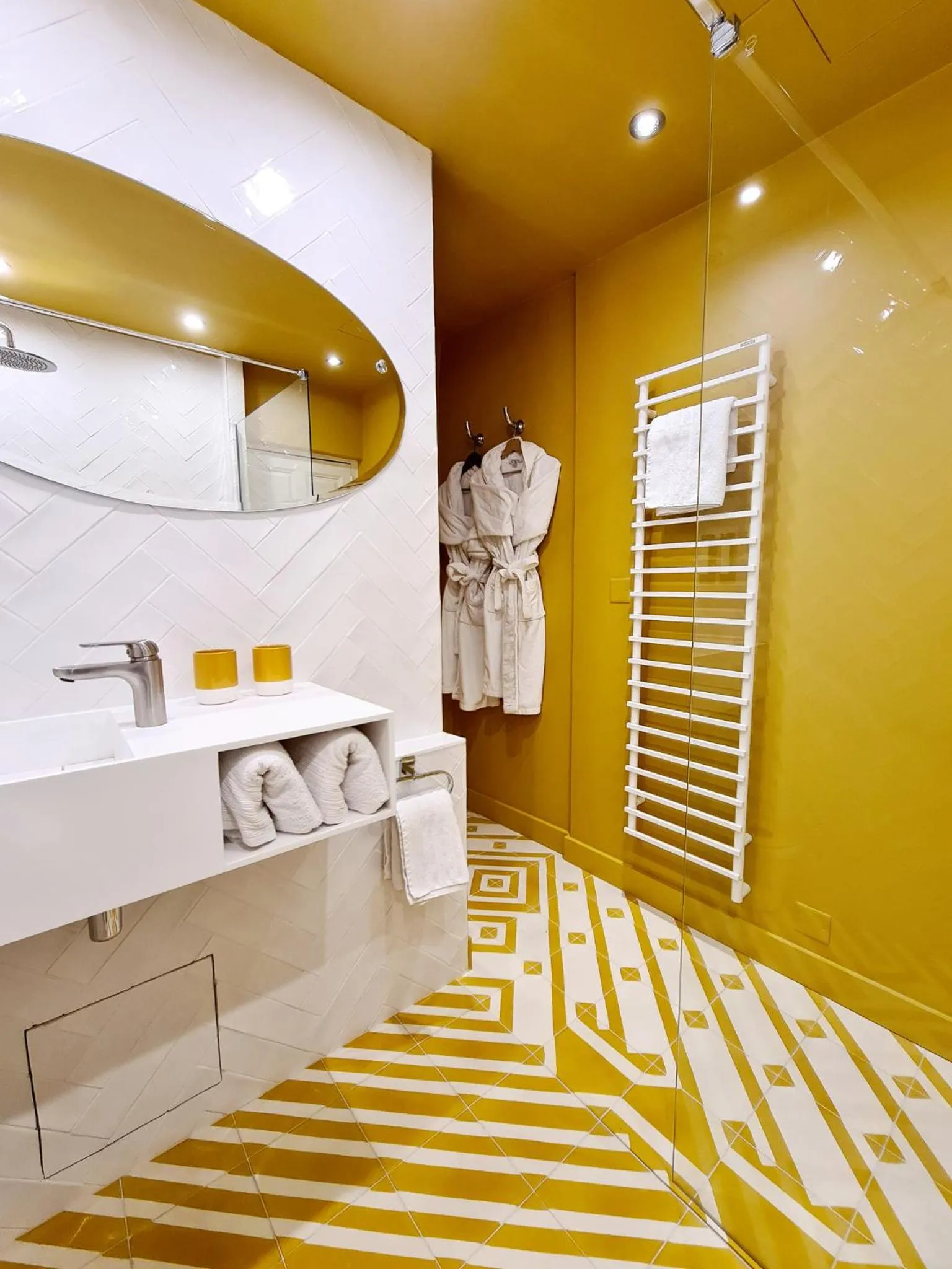 Bathroom in Maison Dauphine