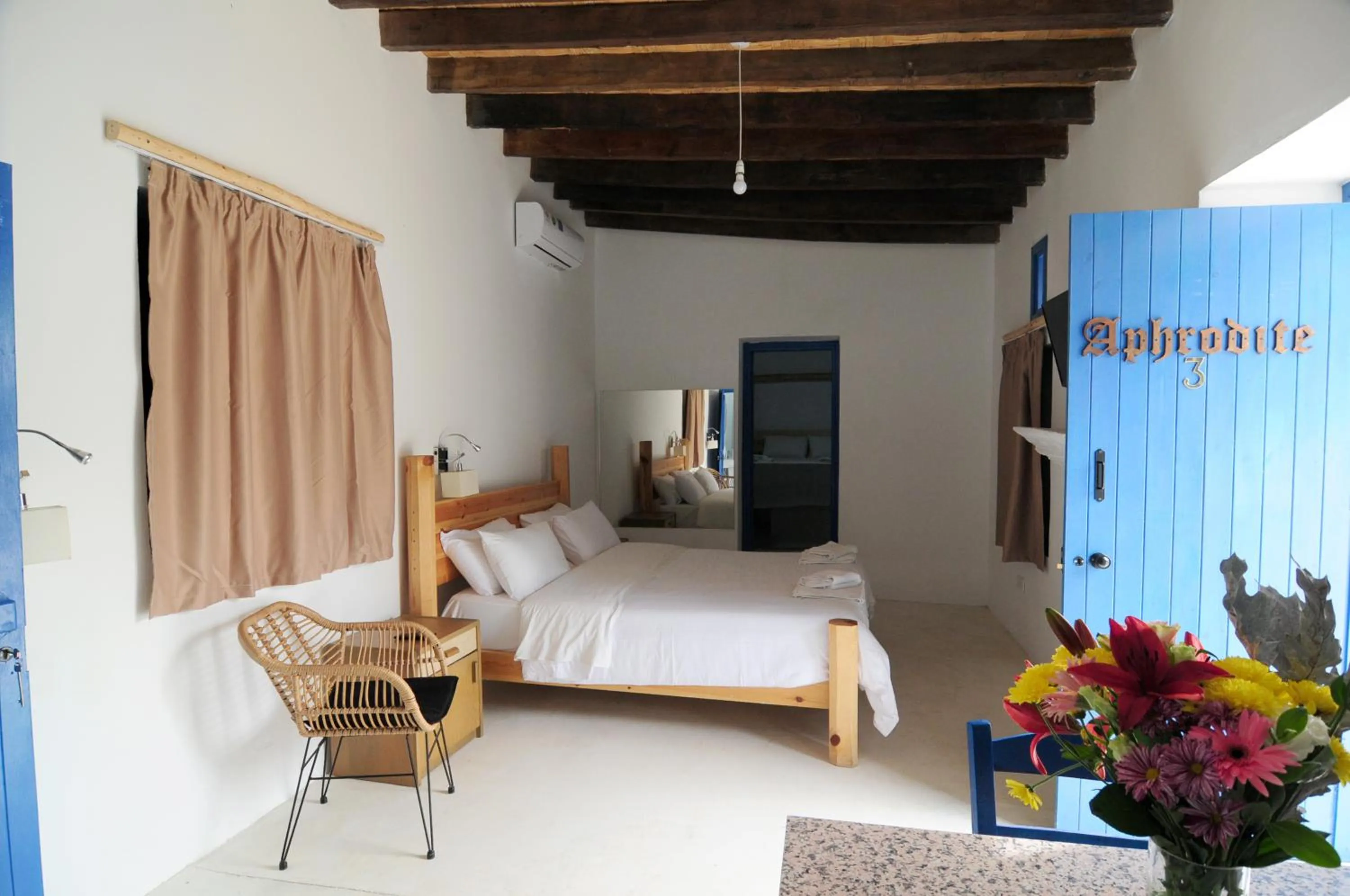 Seating area in Lithos Studios