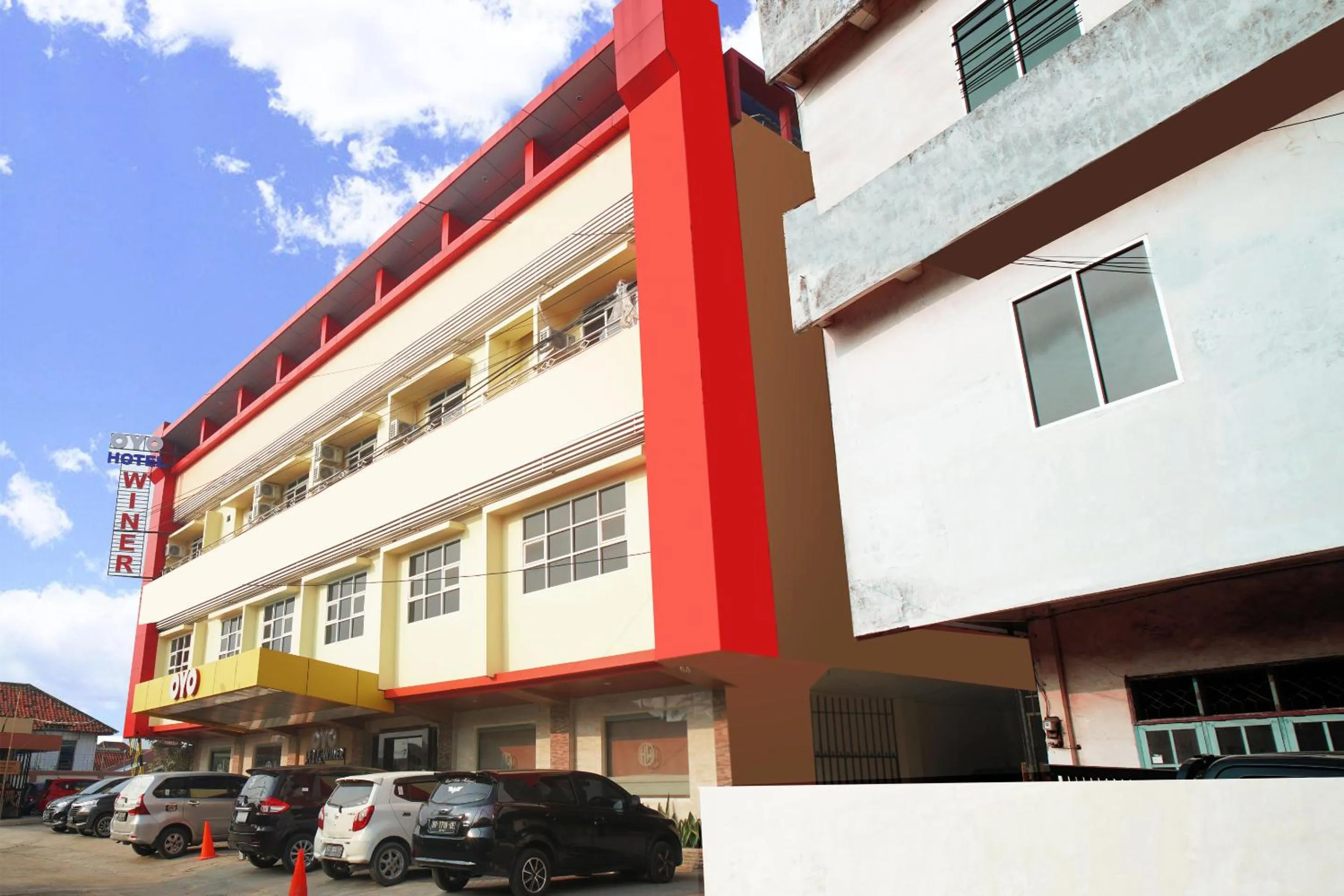 Lobby or reception in OYO 147 Hotel Winer