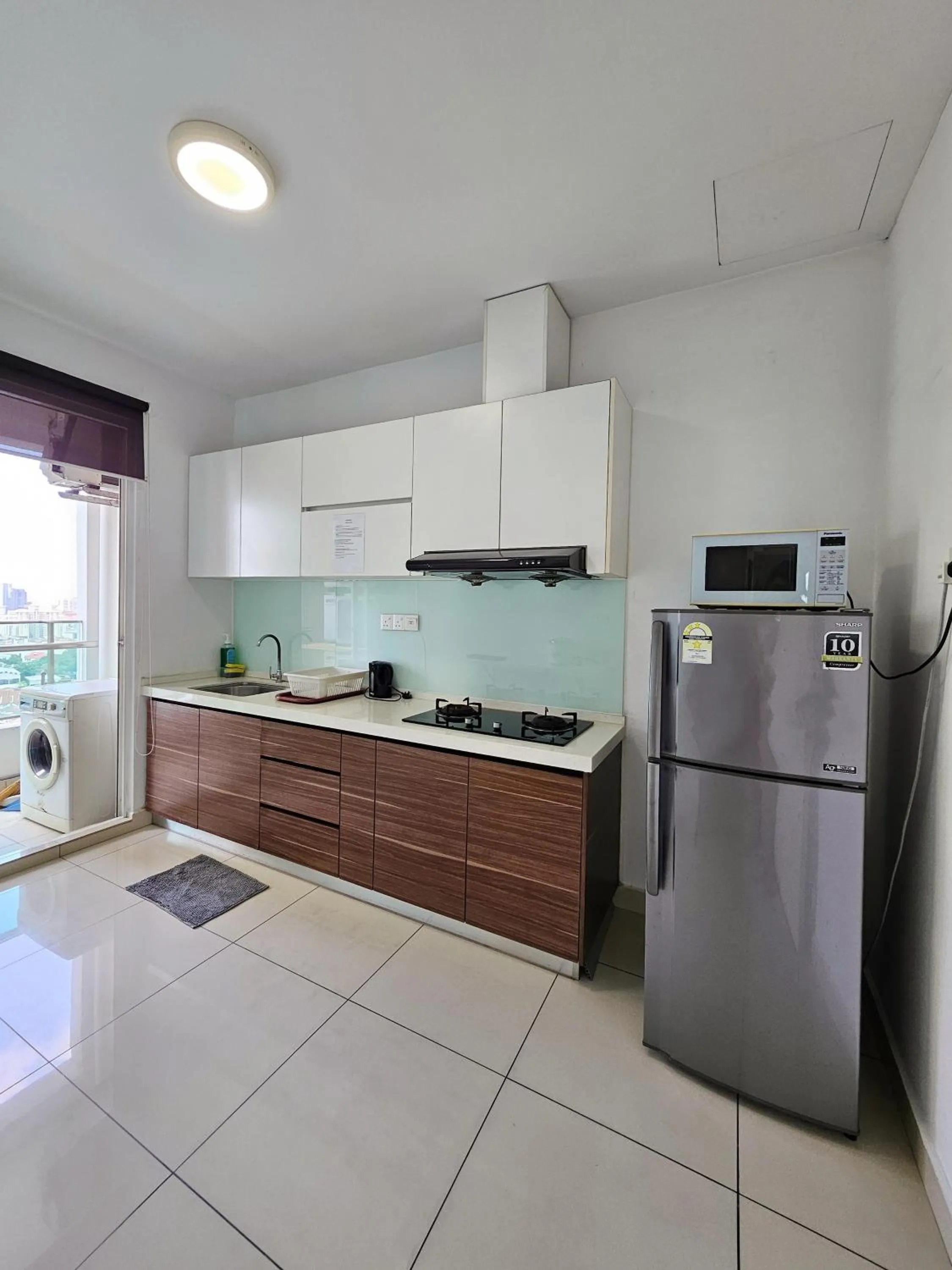 Kitchen or kitchenette in Mansion One by Sky Hive