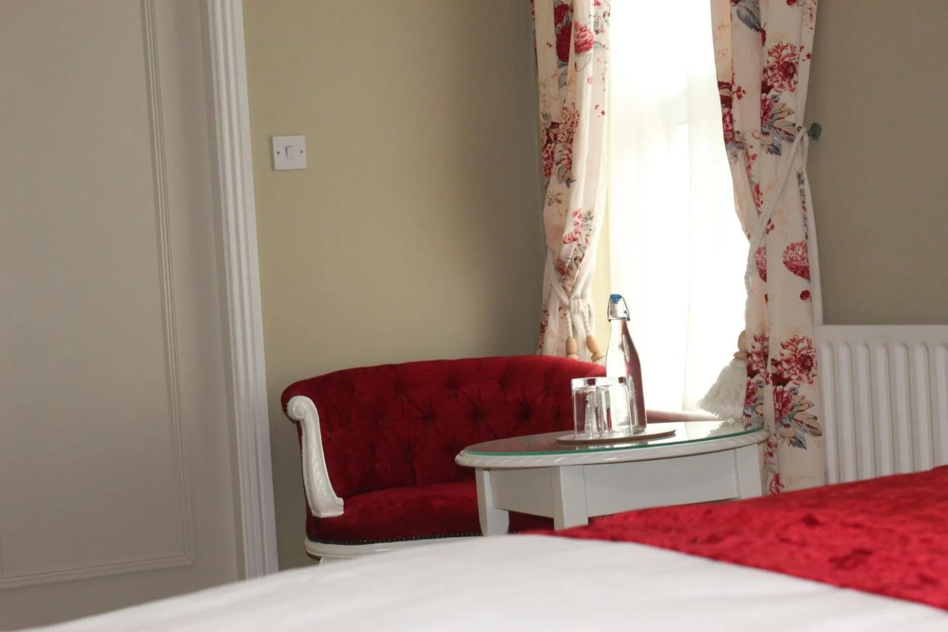 Bed in Aran View Country House and Lodge