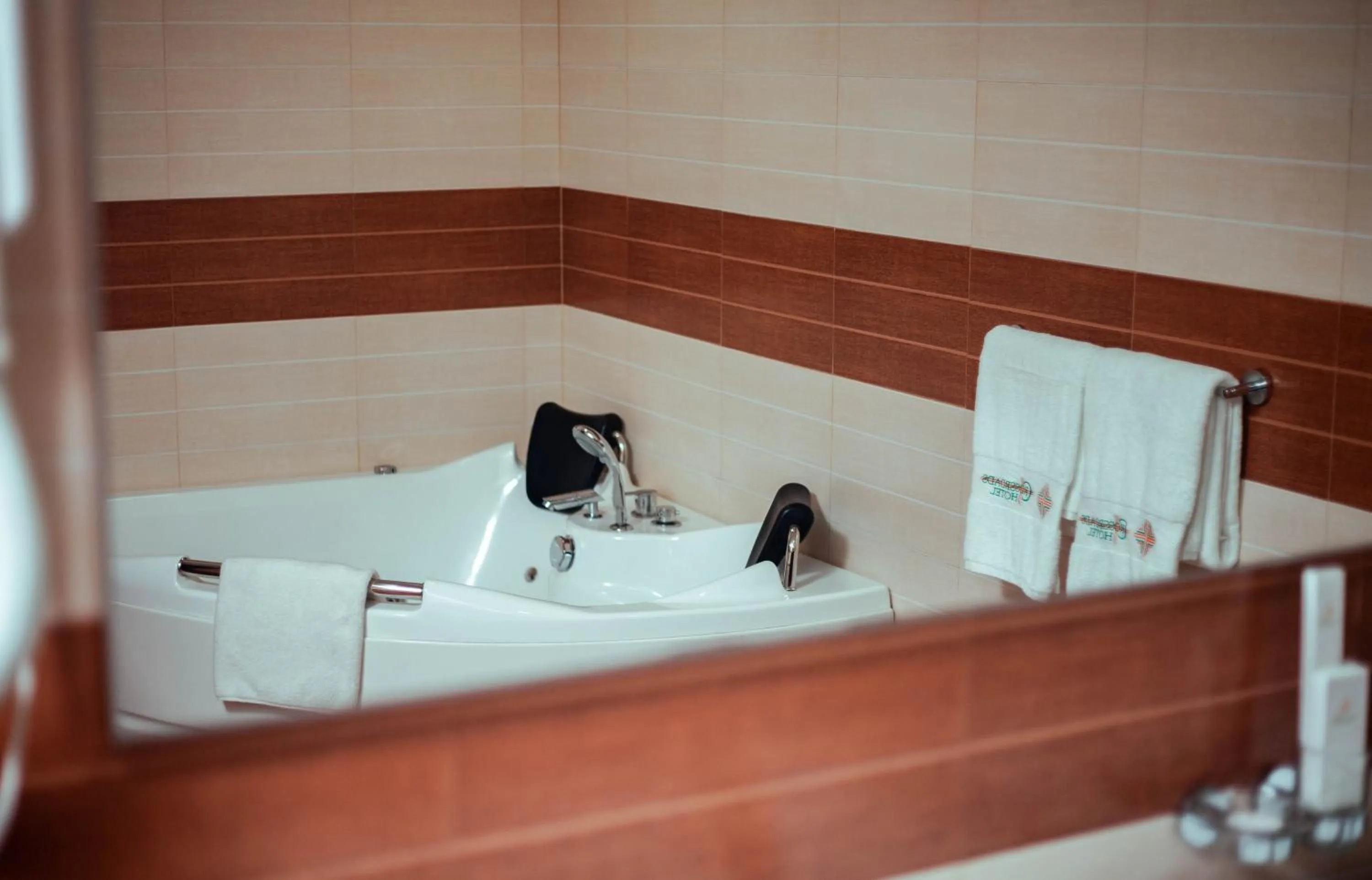 Hot Tub in Crossroads Hotel Blantyre