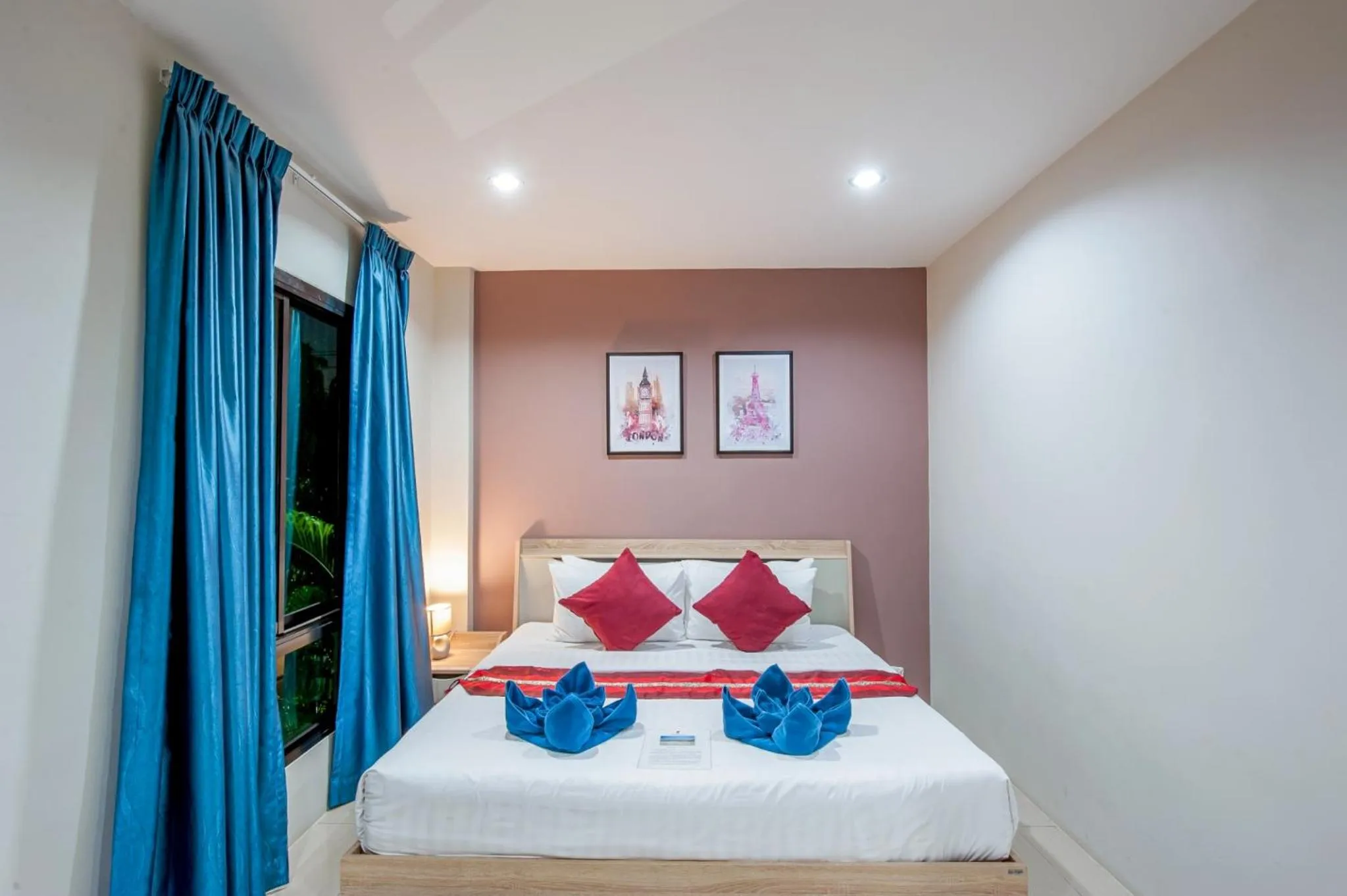 Bedroom, Bed in The Living Hotel SamutPrakan