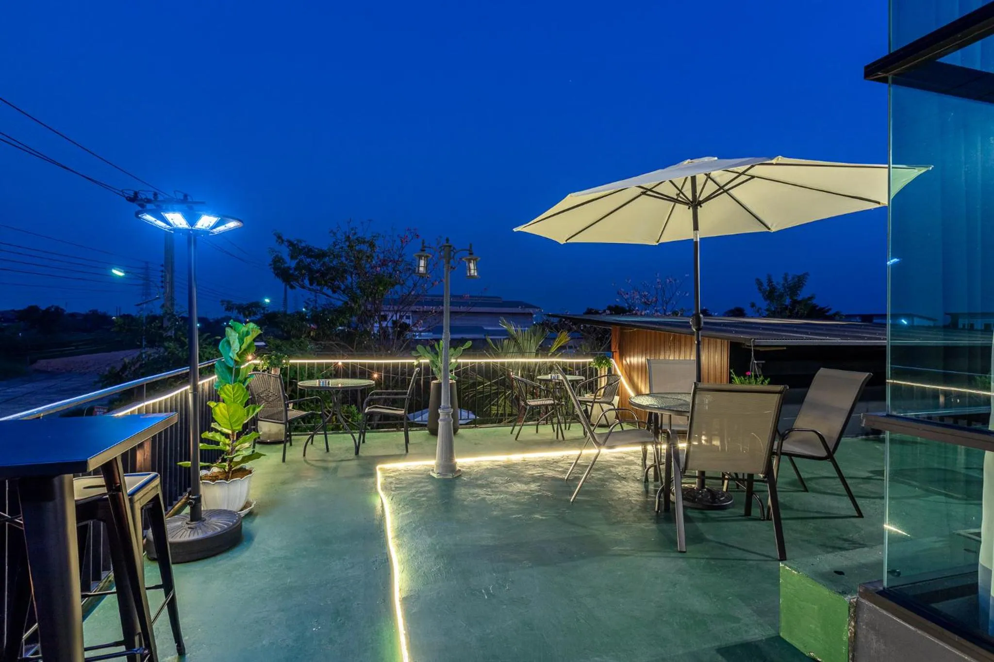 The Living Hotel SamutPrakan