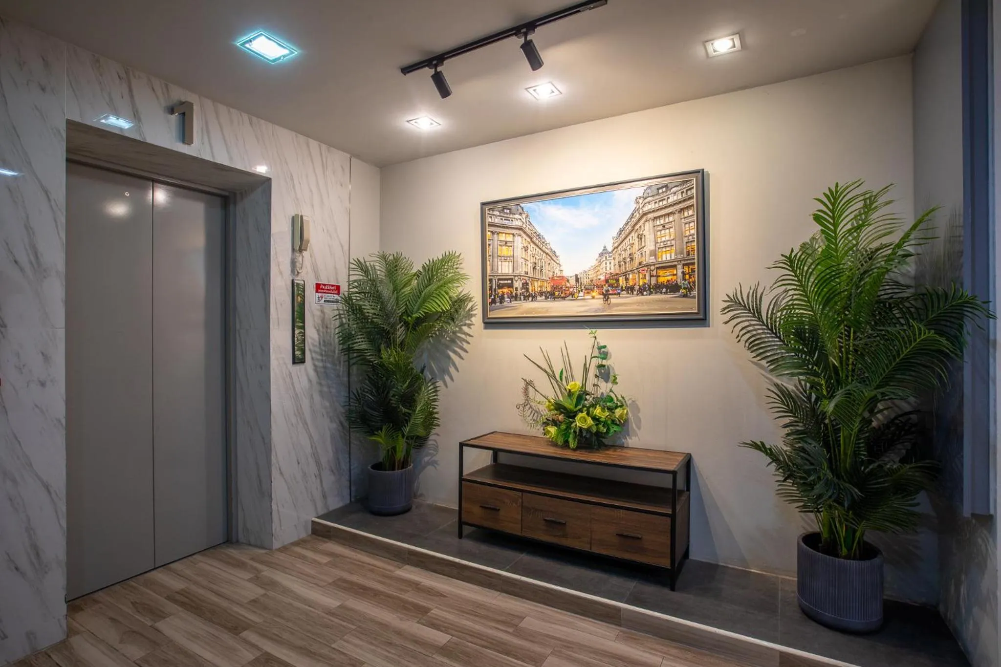 The Living Hotel SamutPrakan