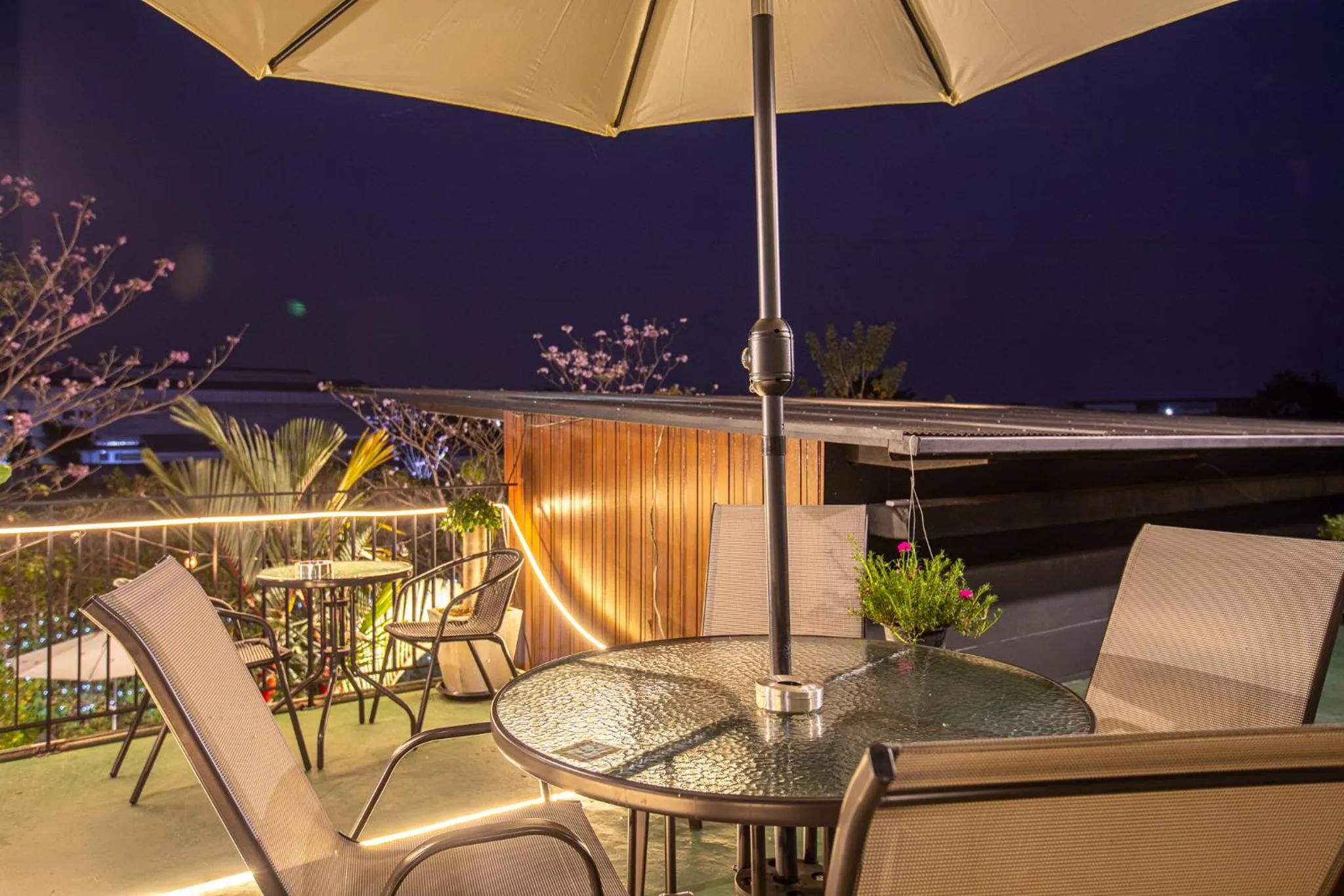 The Living Hotel SamutPrakan