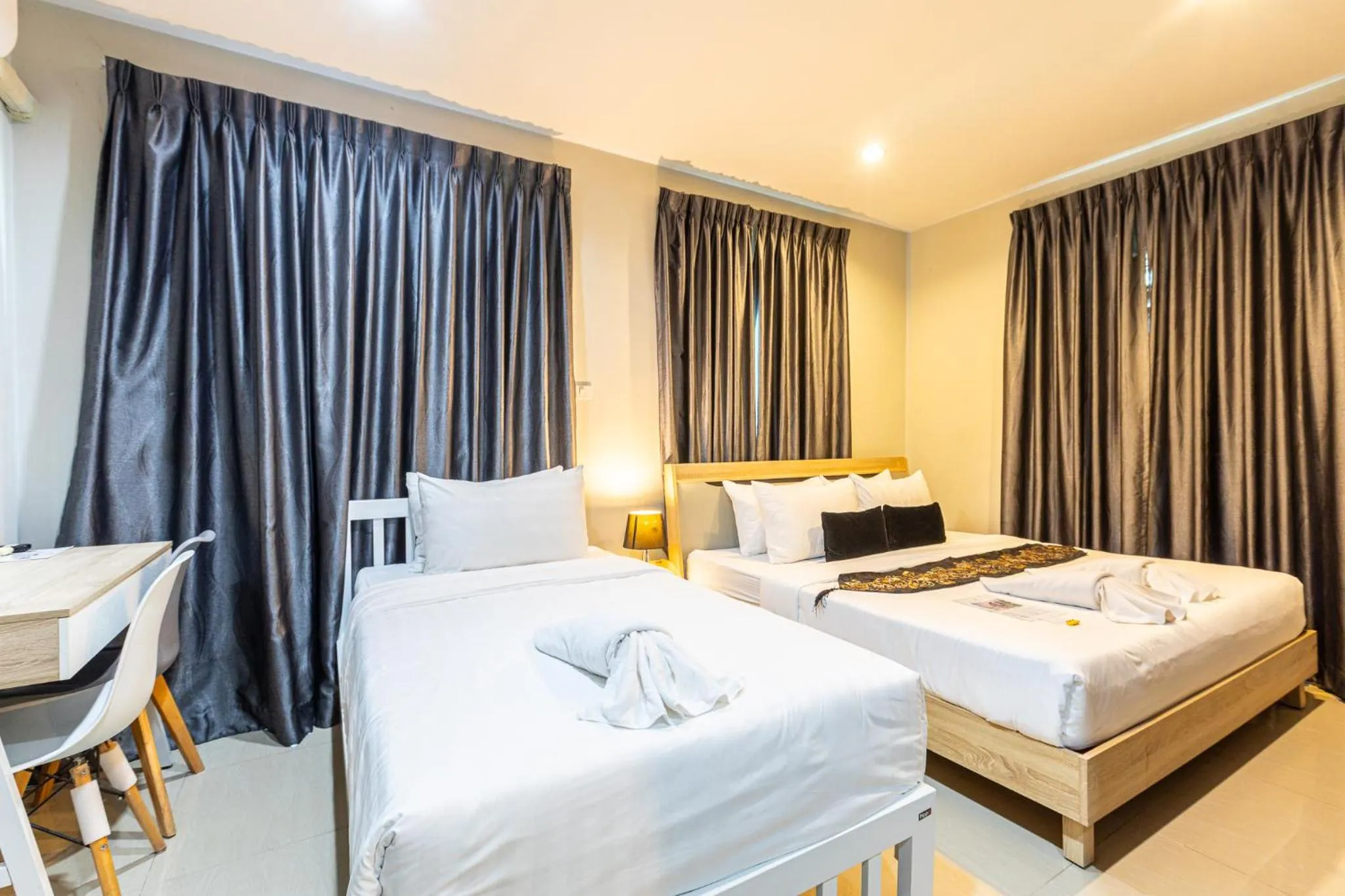 Bed in The Living Hotel SamutPrakan