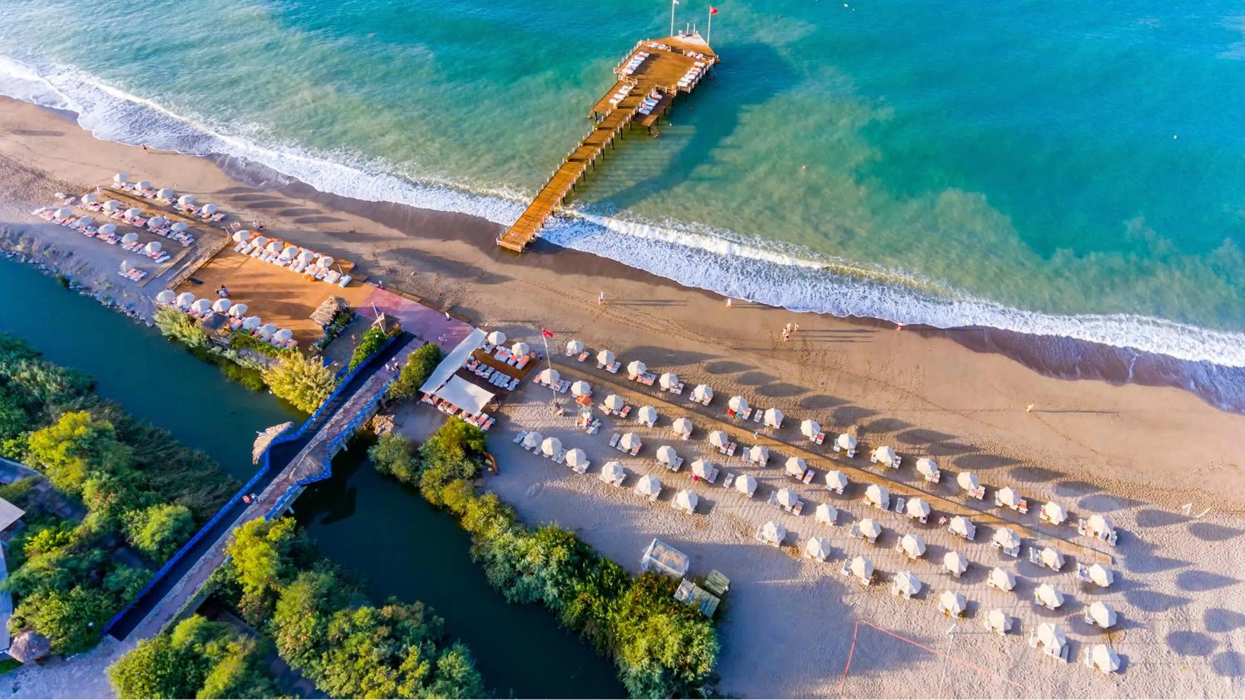 Beach in Starlight Resort Hotel