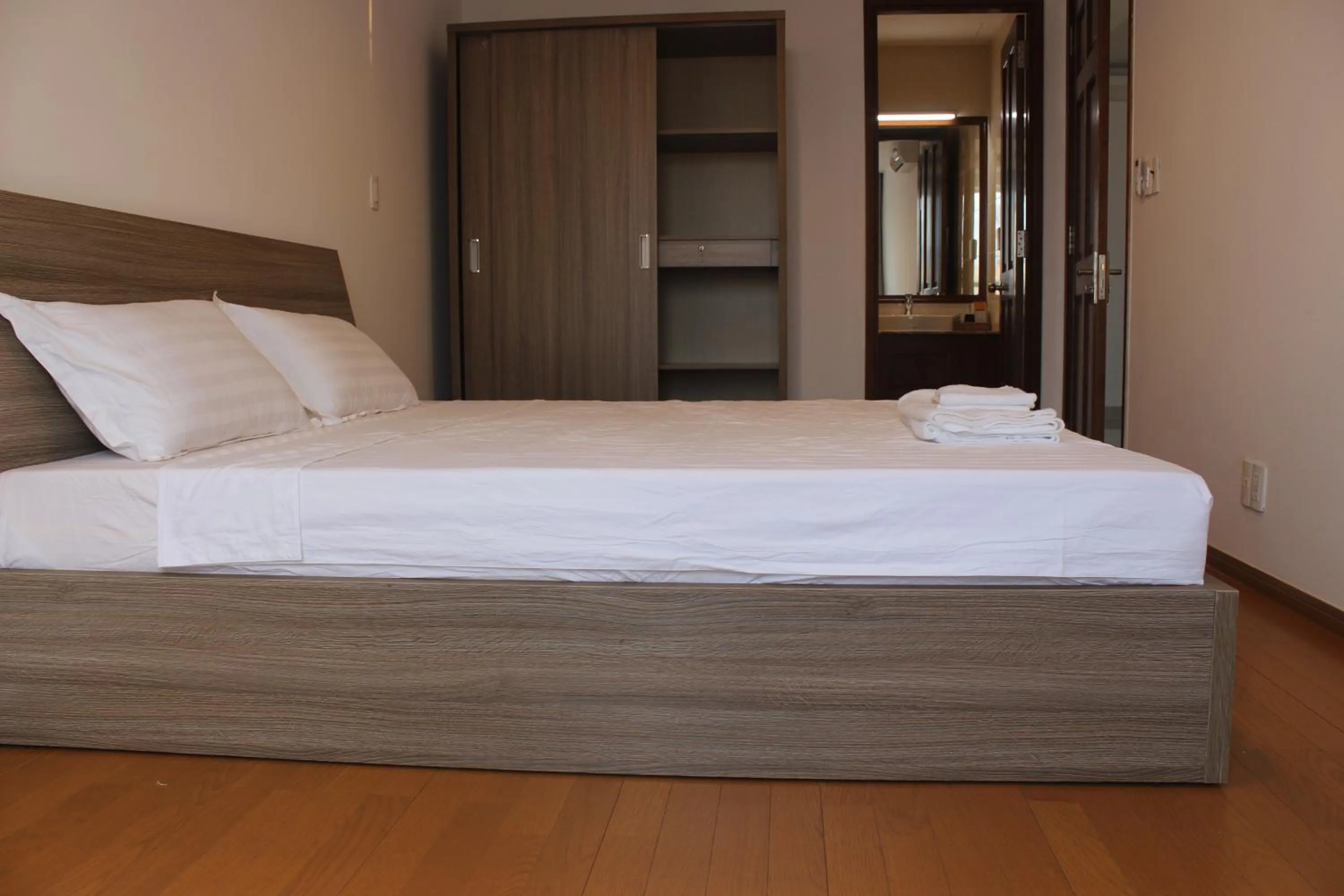 SKYHOMES - Tan Son Nhat Airport Homestay