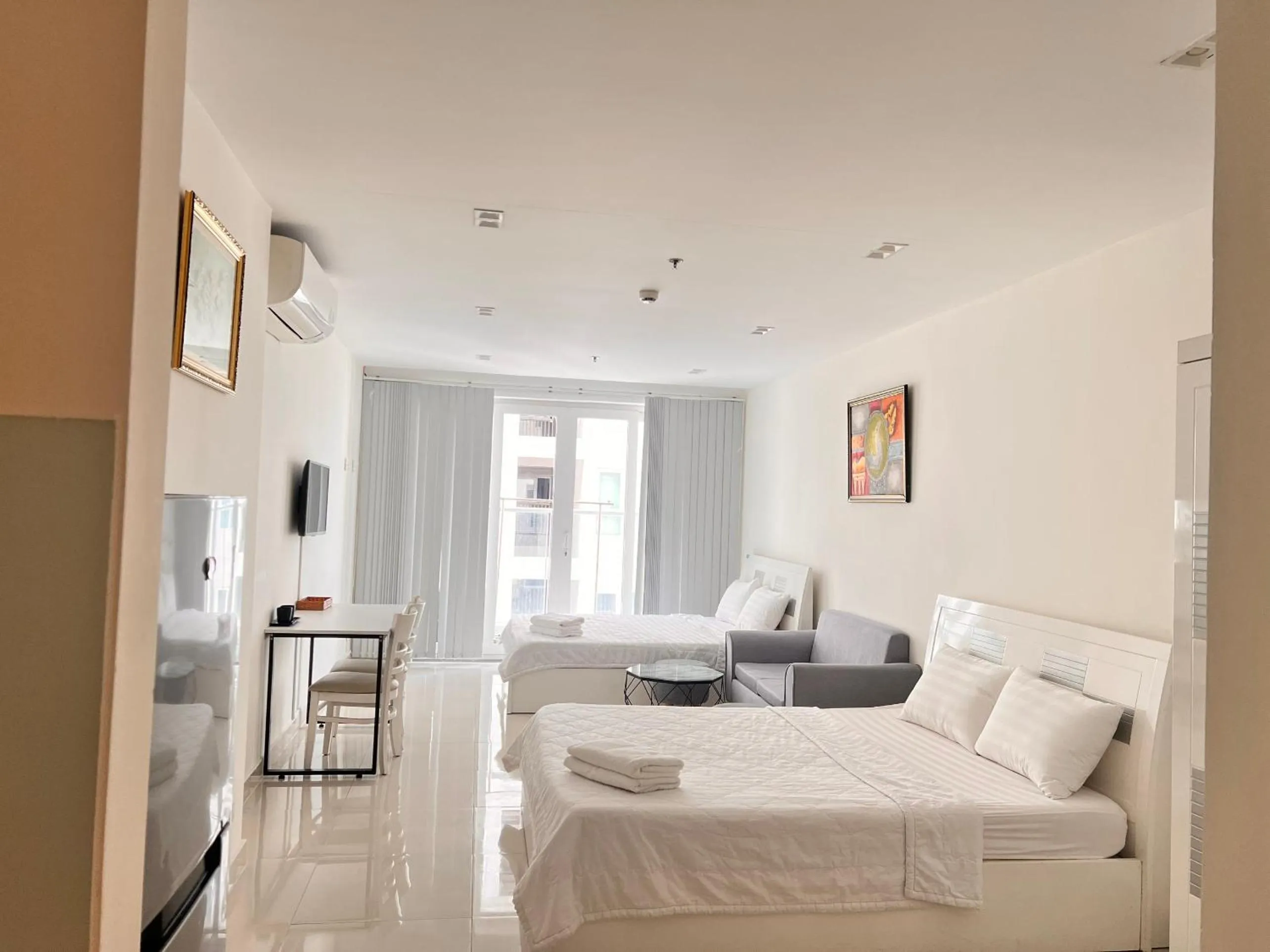 SKYHOMES - Tan Son Nhat Airport Homestay