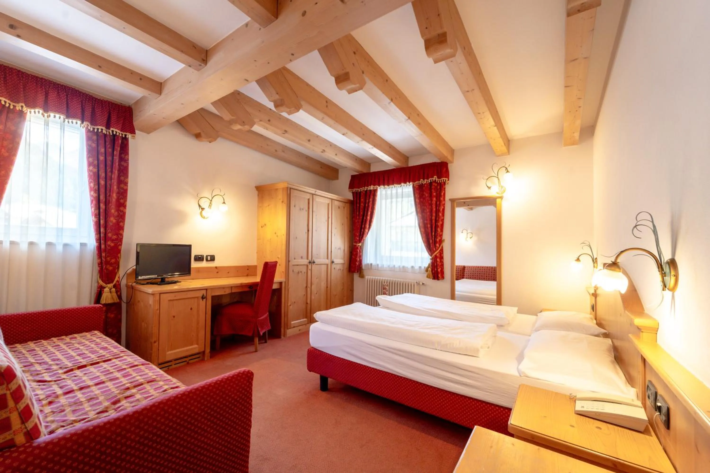Bedroom, Bed in Hotel Laurin