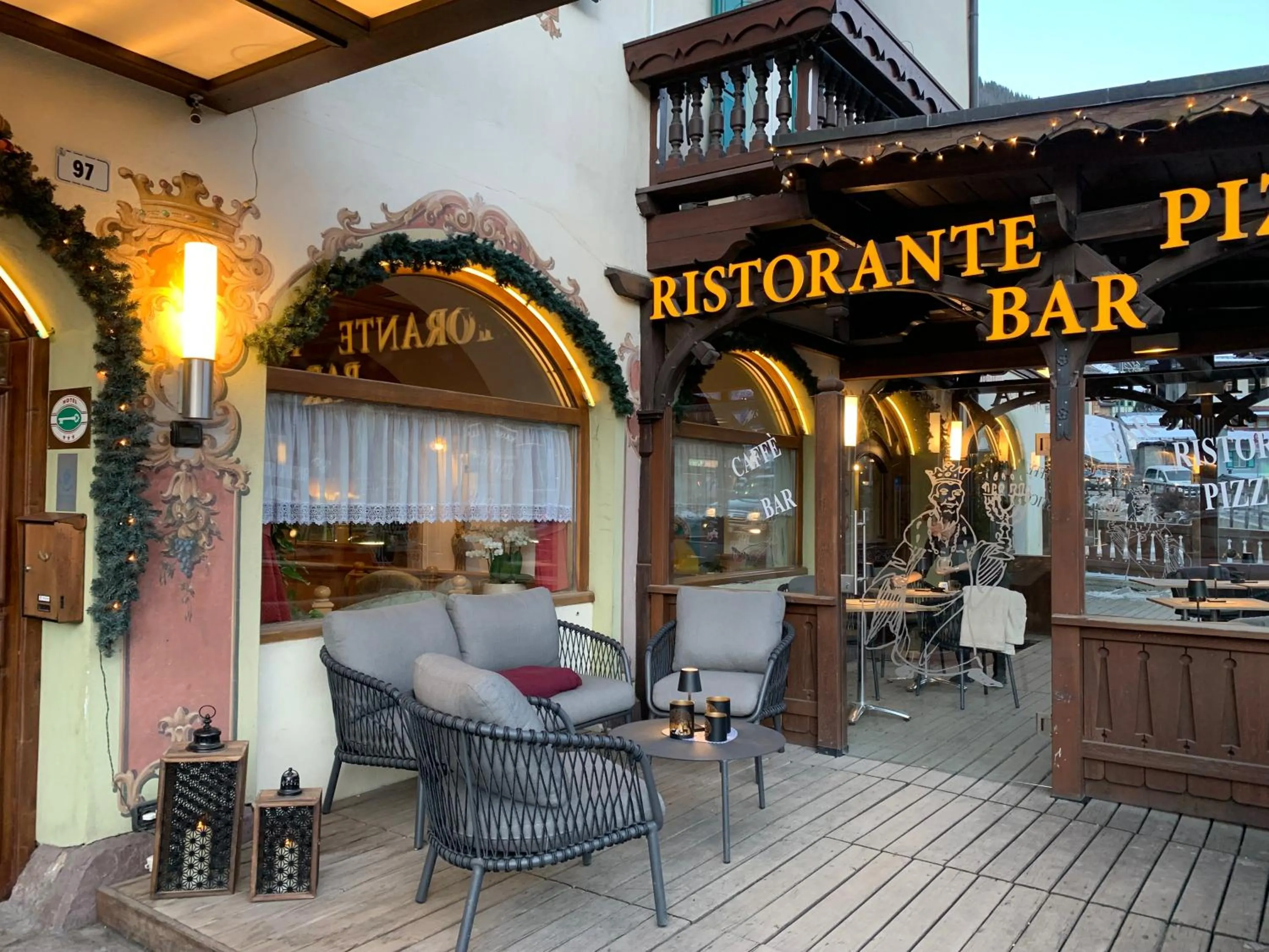 Property building in Hotel Laurin