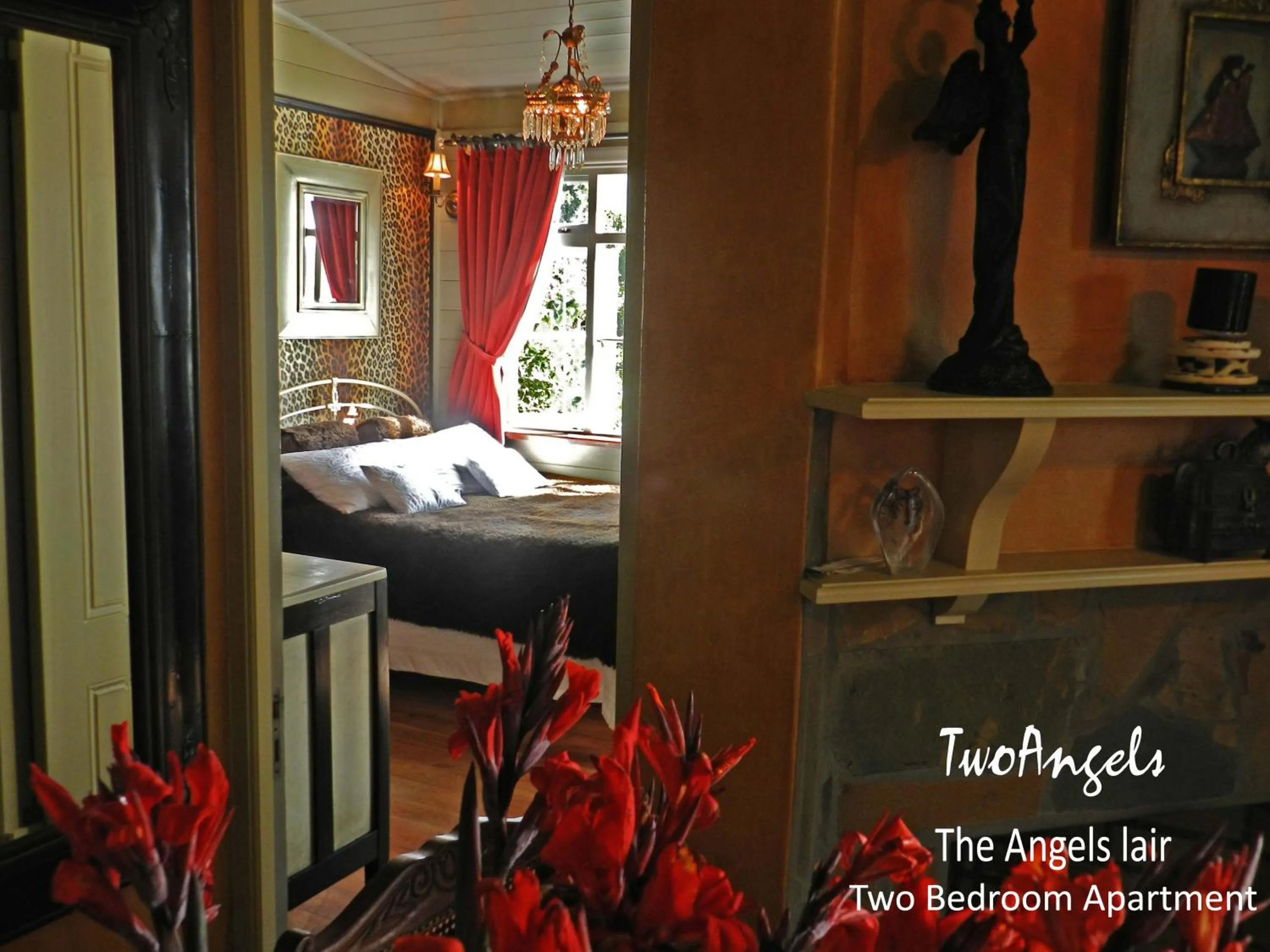 Decorative detail, Bed in TwoAngels