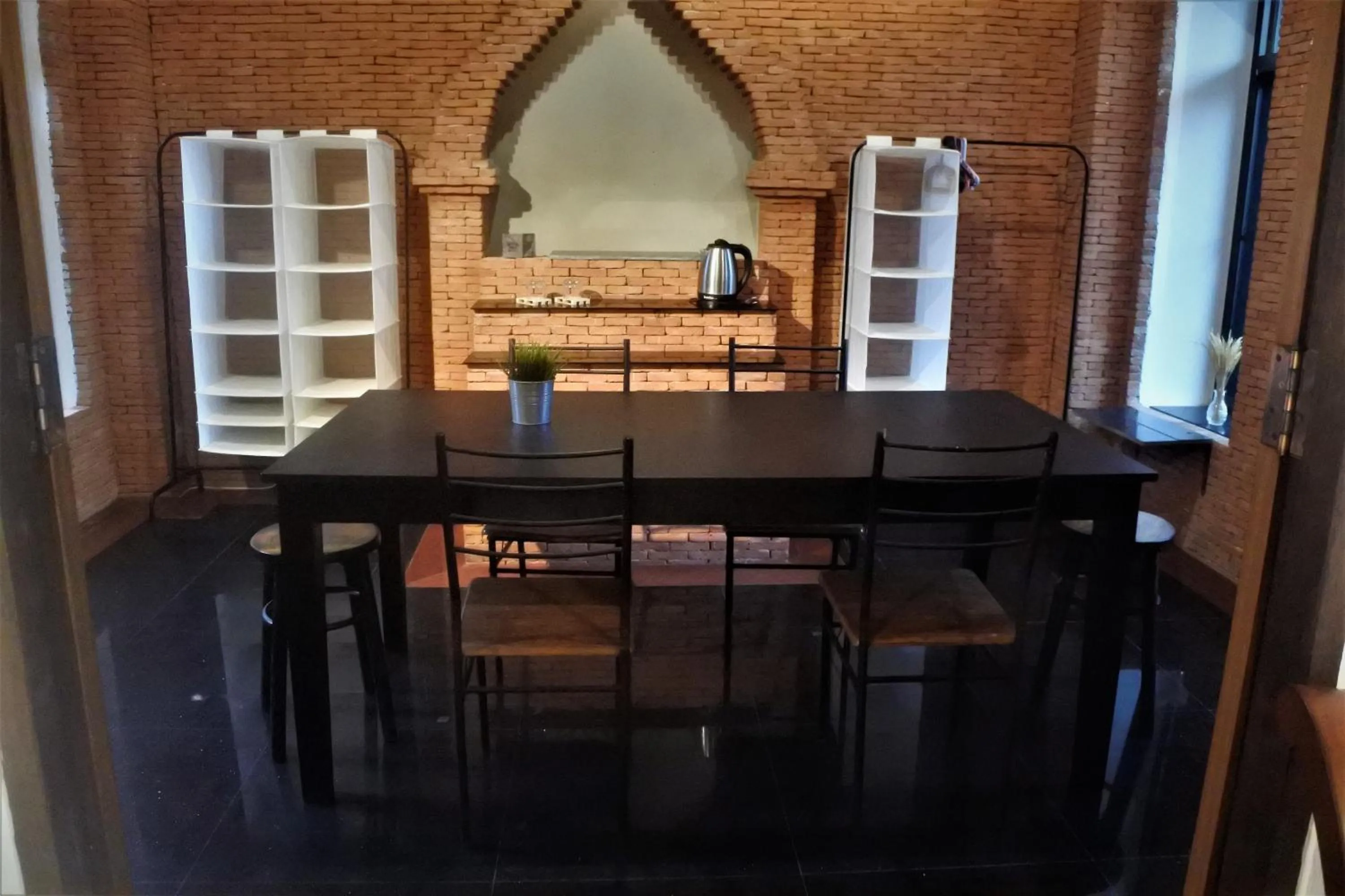 Dining area in Hi Karon Beach