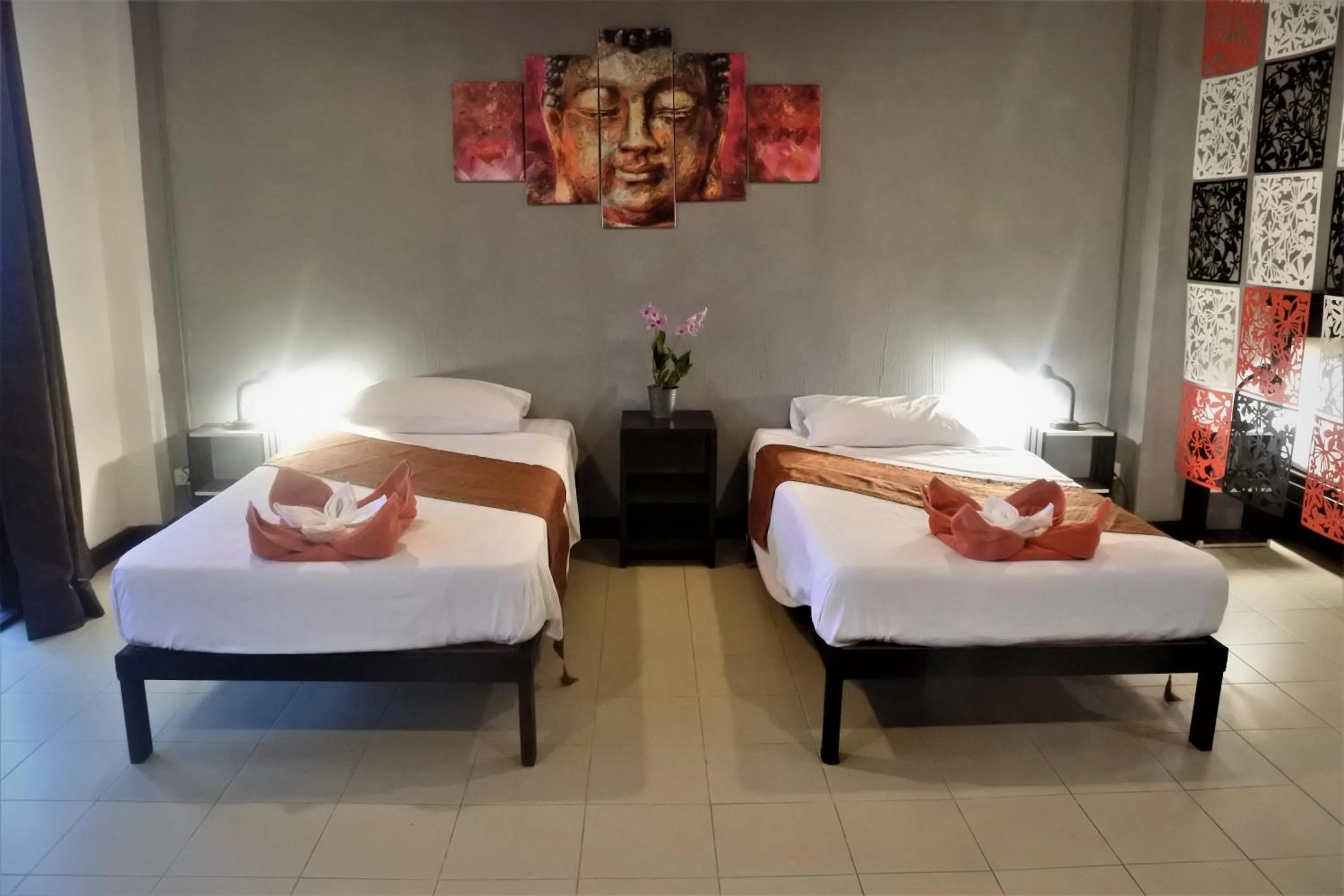 Bed in Hi Karon Beach