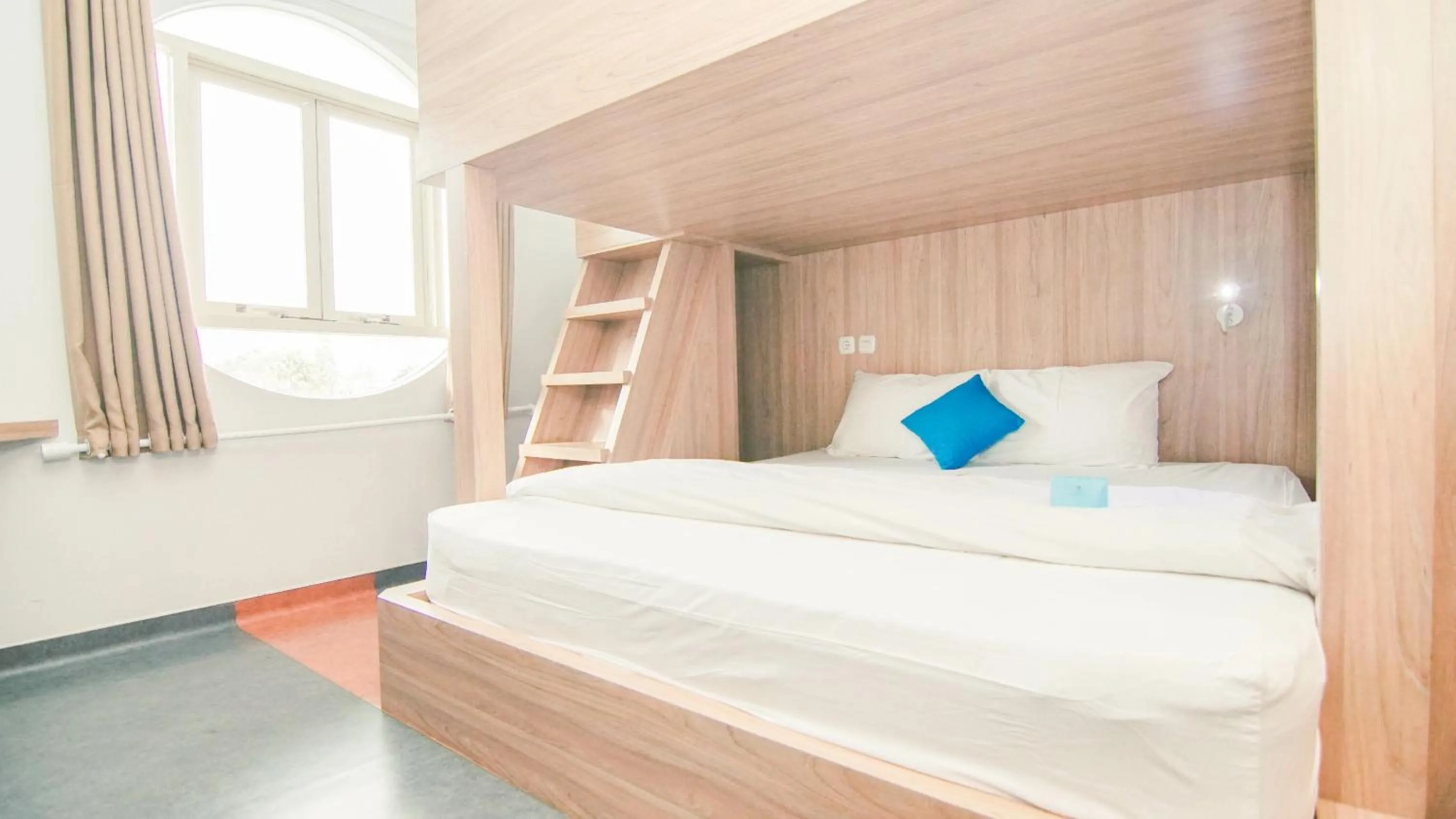 Bed in Kapal Garden Hotel at Rekreasi Sengkaling