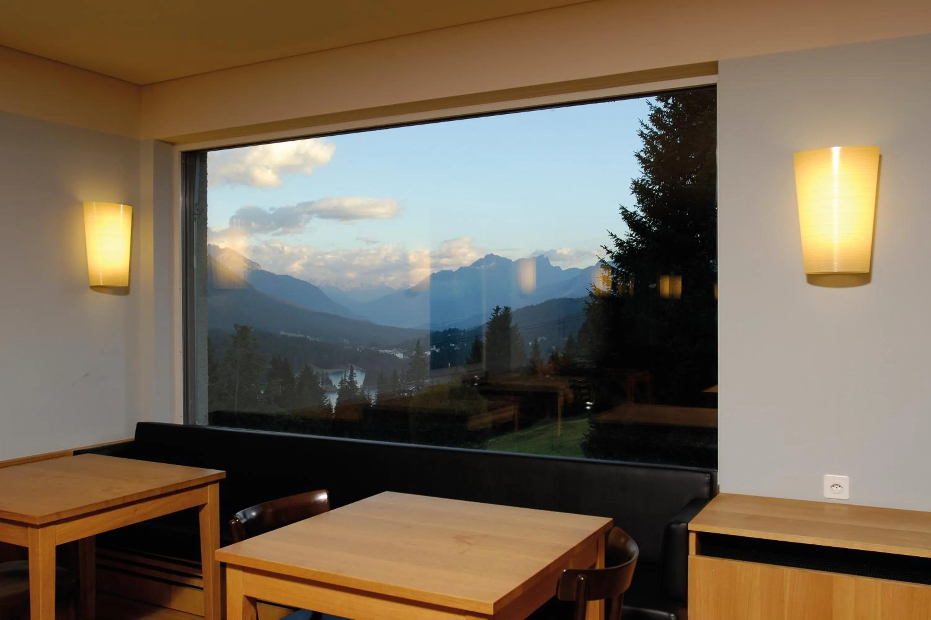 Restaurant/places to eat in Valbella-Lenzerheide Youth Hostel