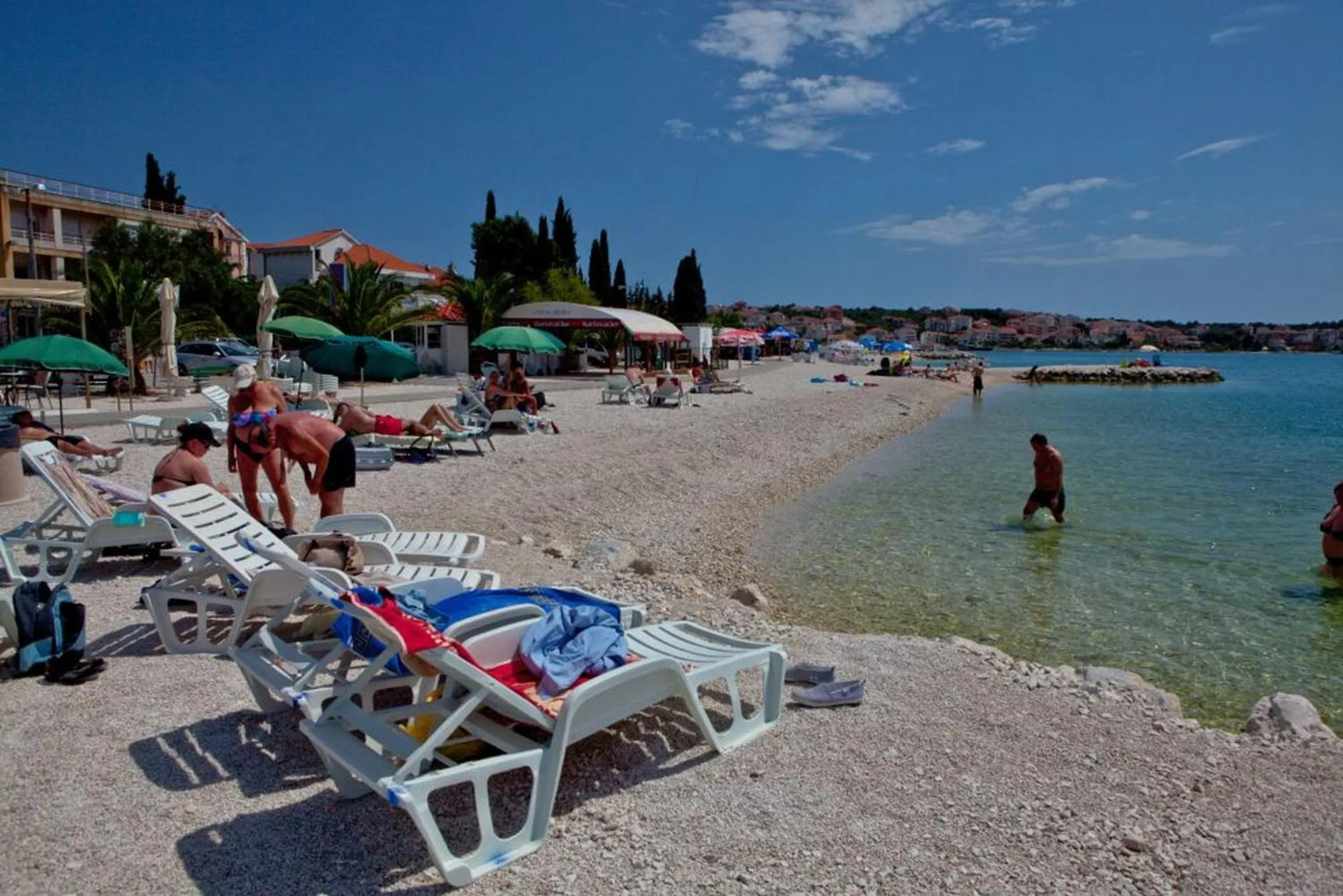 Beach in Apartments Doris