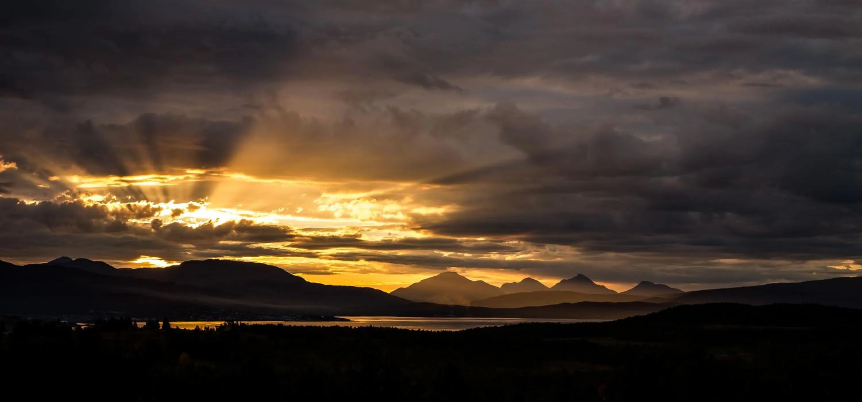 Summer in Aurora Borealis Observatory