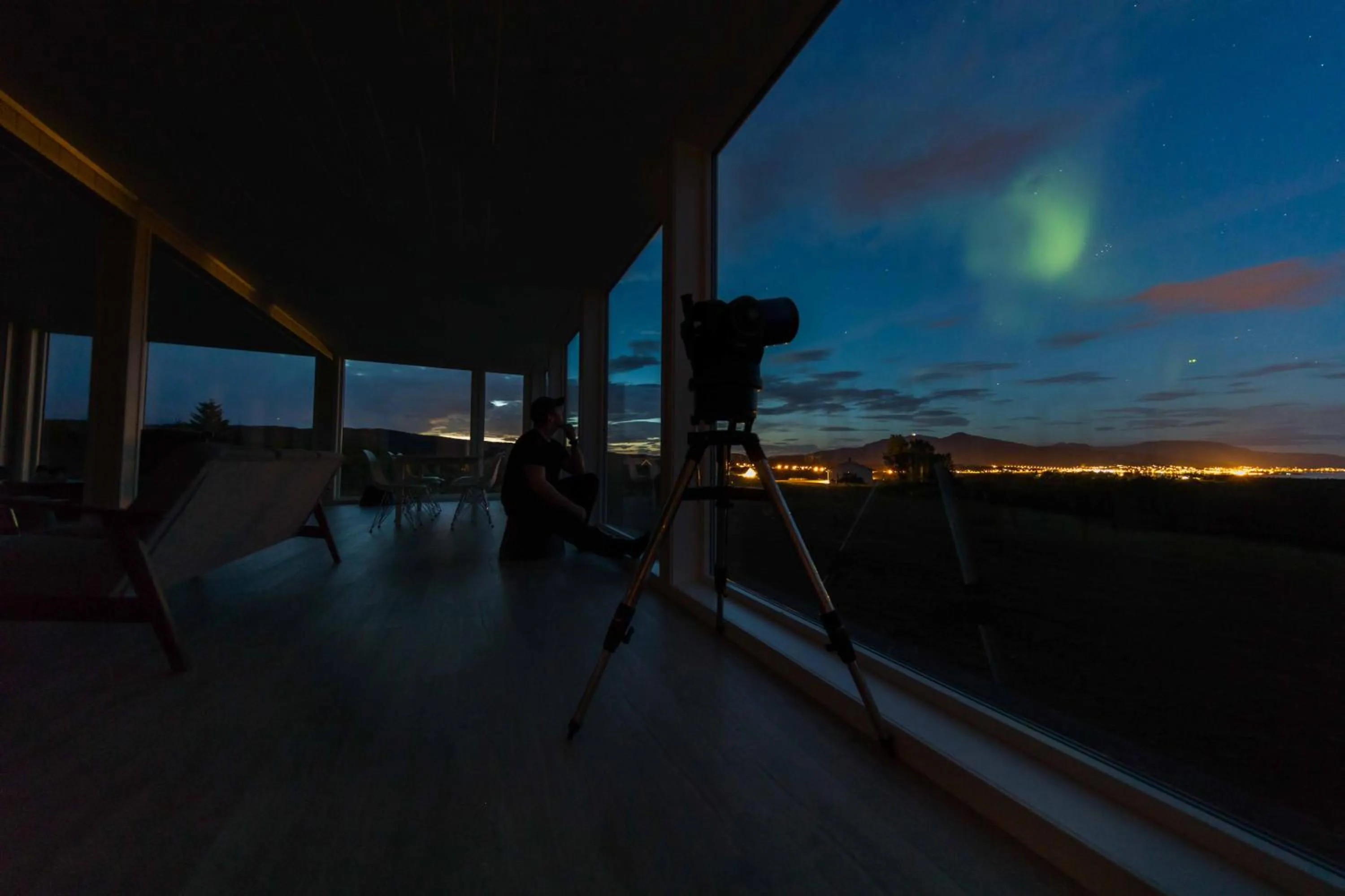 Night in Aurora Borealis Observatory