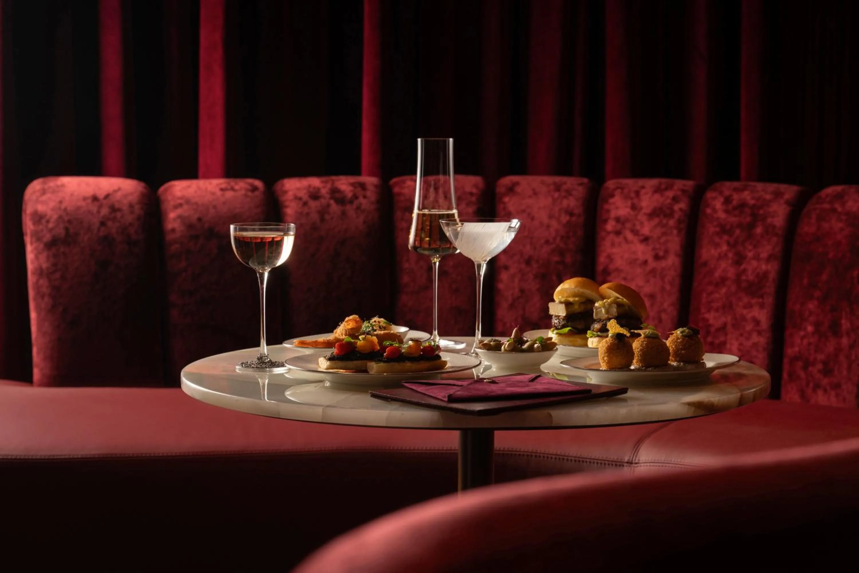 Restaurant/places to eat in Caesars Palace Dubai