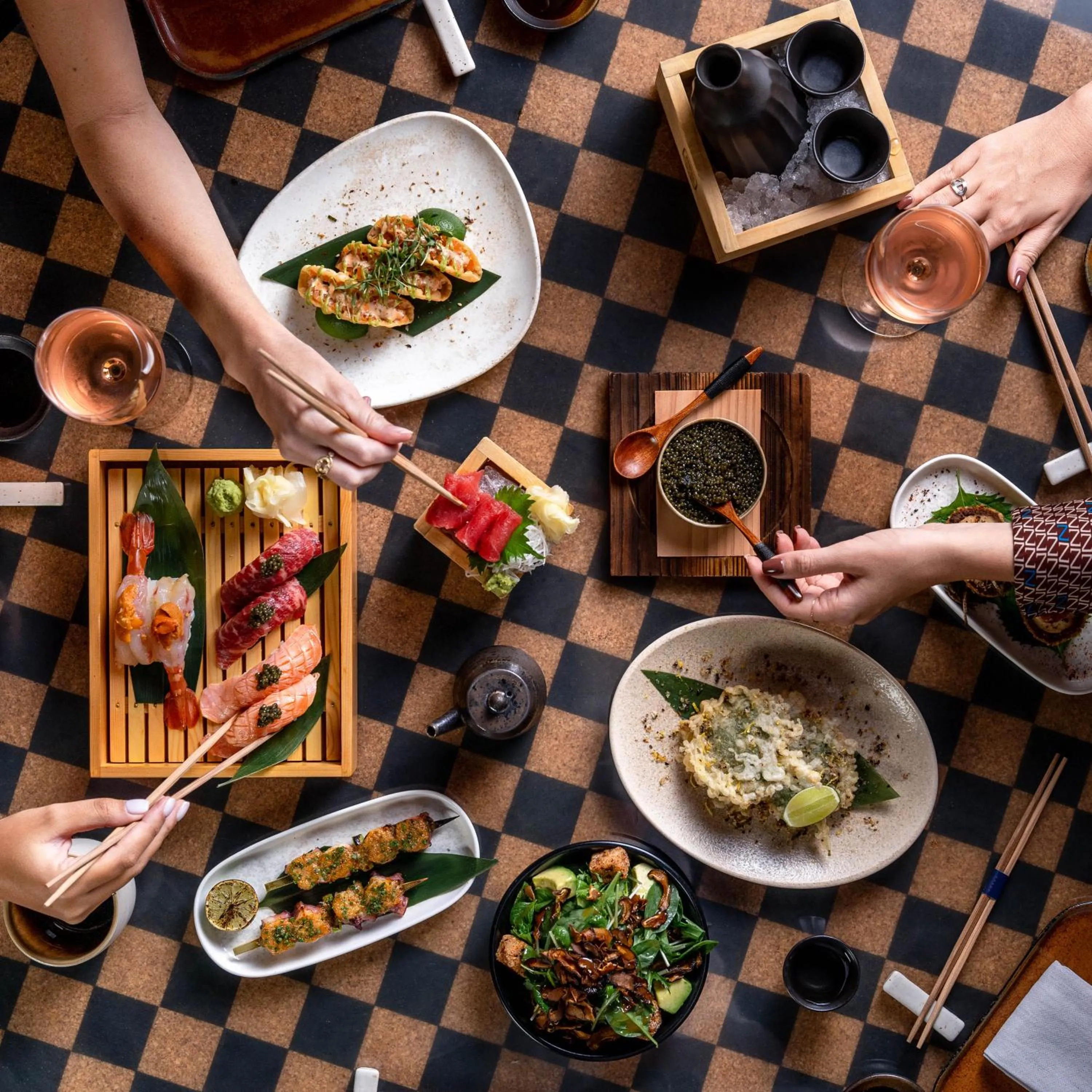 Restaurant/places to eat in Caesars Palace Dubai