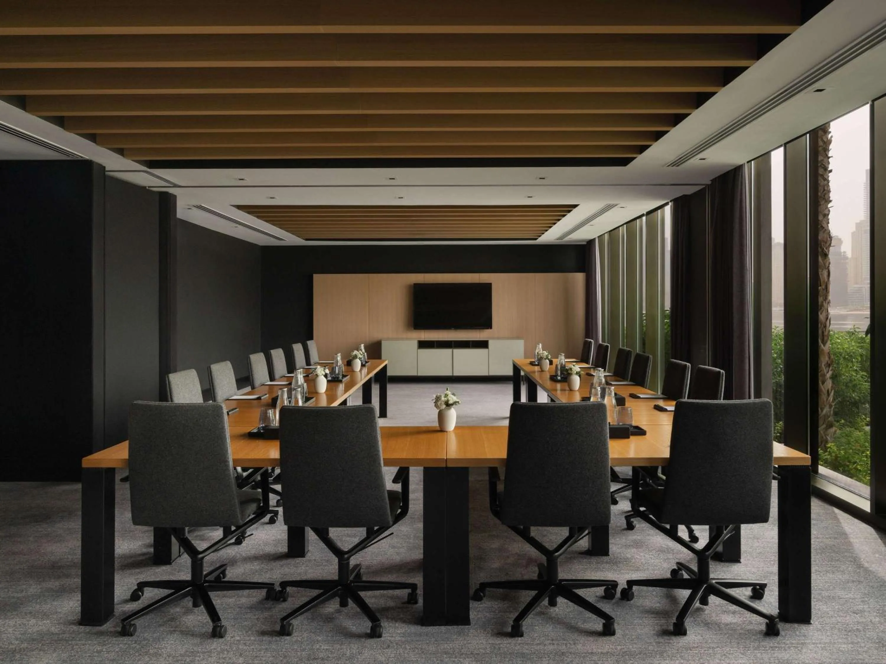 Business facilities in Caesars Palace Dubai