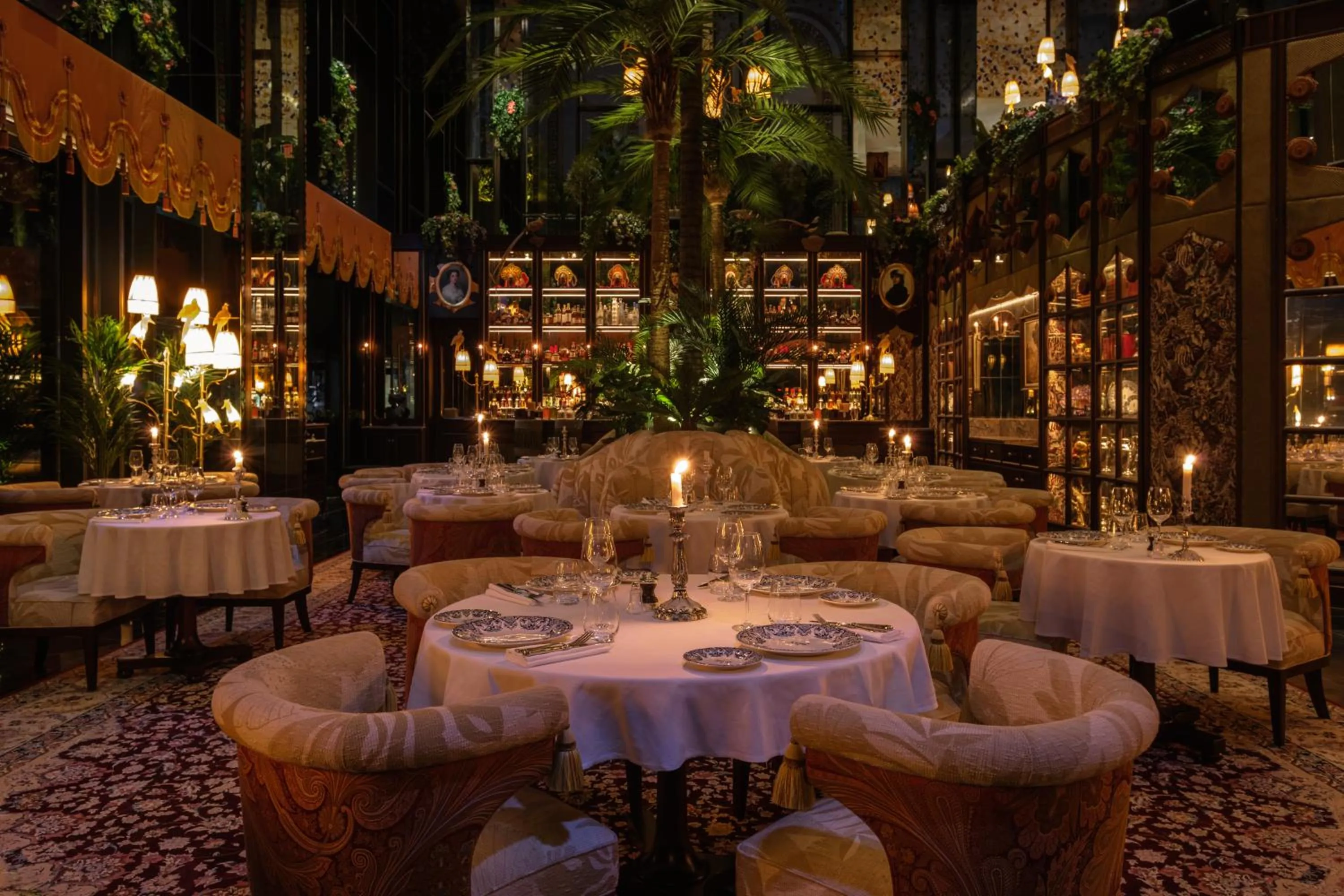 Restaurant/places to eat in Caesars Palace Dubai